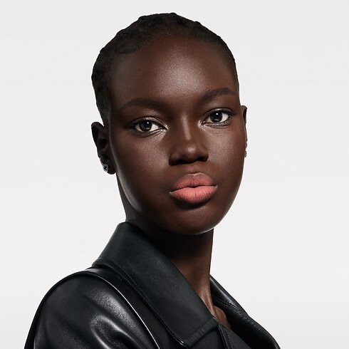 LV Rouge - Barra de labios mate Perfumes y Beauty Labios } | LOUIS VUITTON (Zoom de producto)