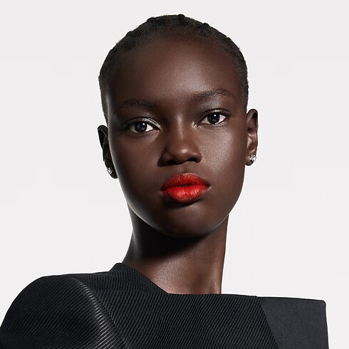 LV Rouge - Barra de labios mate Perfumes y Beauty Labios } | LOUIS VUITTON (Zoom de producto)