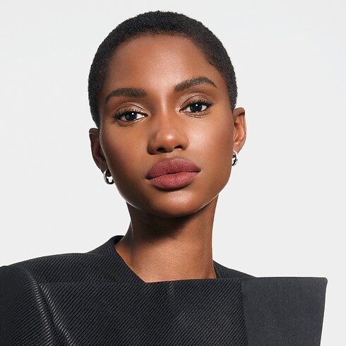 LV Rouge - Barra de labios mate Perfumes y Beauty Labios } | LOUIS VUITTON (Zoom de producto)