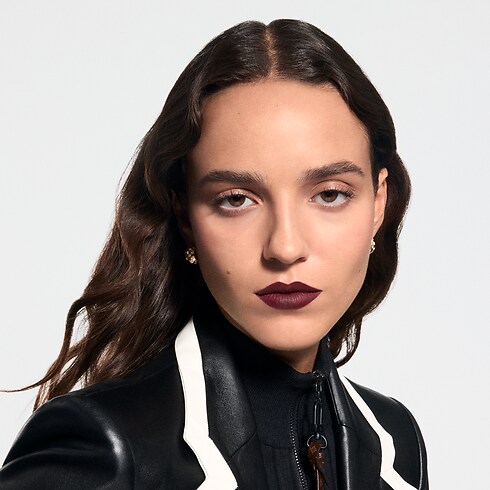 LV Rouge - Barra de labios mate Perfumes y Beauty Labios } | LOUIS VUITTON (Zoom de producto)