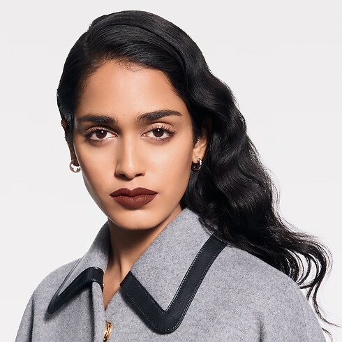 LV Rouge - Barra de labios mate Perfumes y Beauty Labios } | LOUIS VUITTON (Zoom de producto)