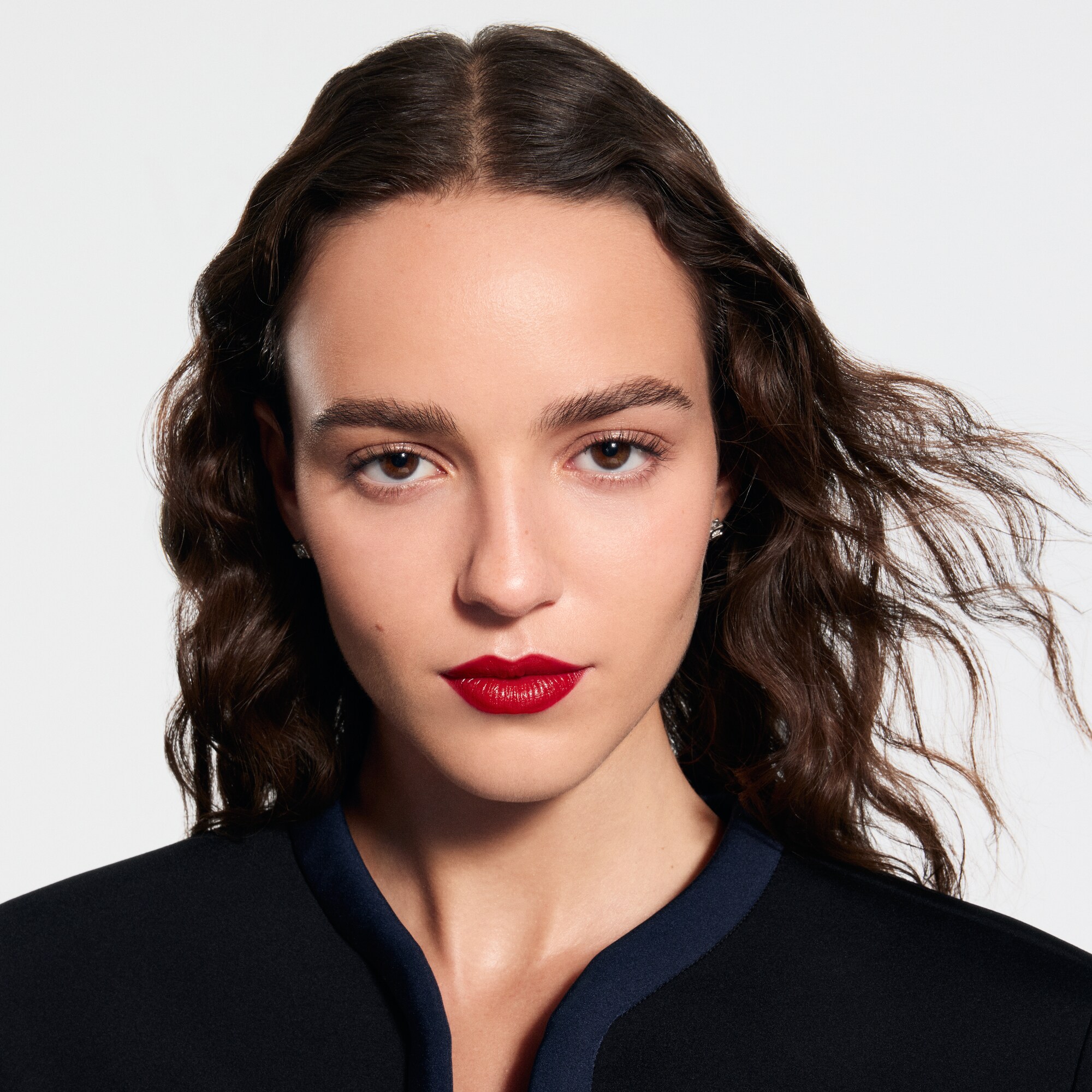 LV Rouge - Barra de labios satinada   Perfumes y Beauty Labios } | LOUIS VUITTON (Zoom de producto)