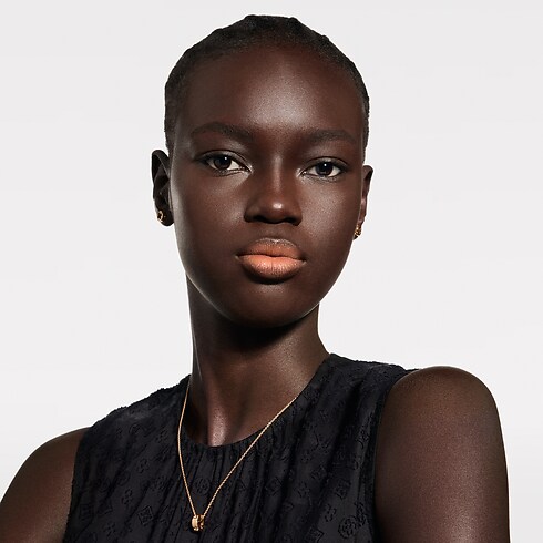 LV Rouge - Barra de labios satinada Perfumes y Beauty Labios } | LOUIS VUITTON (Zoom de producto)