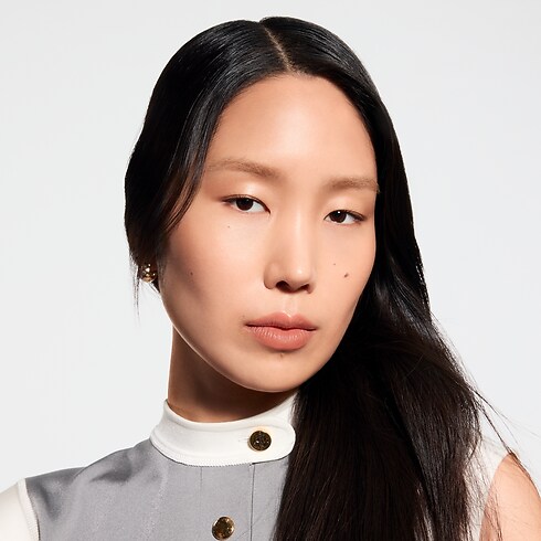 LV Rouge - Recambio de barra de labios satinada Perfumes y Beauty Labios } | LOUIS VUITTON (Zoom de producto)