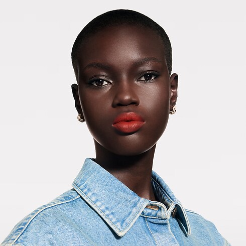 LV Rouge - Recarga de barra de labios mate Perfumes y Beauty Labios } | LOUIS VUITTON (Zoom de producto)