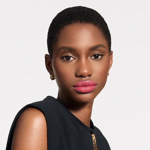 LV Rouge - Recarga de barra de labios mate Perfumes y Beauty Labios } | LOUIS VUITTON (Zoom de producto)