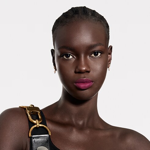 LV Rouge - Recarga de barra de labios mate Perfumes y Beauty Labios } | LOUIS VUITTON (Zoom de producto)