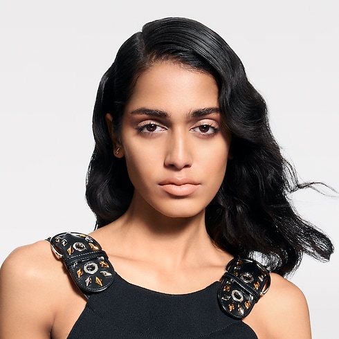 LV Rouge - Recarga de barra de labios satinada Perfumes y Beauty Labios } | LOUIS VUITTON (Zoom de producto)