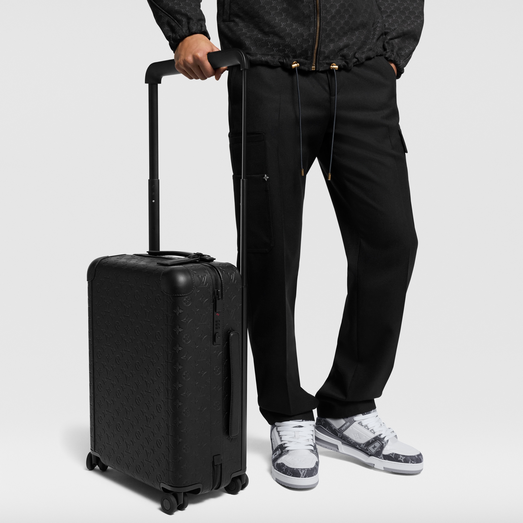Maleta Horizon 55 Monogram Shadow Hombre Viaje Con ruedas | LOUIS VUITTON (Zoom de producto)