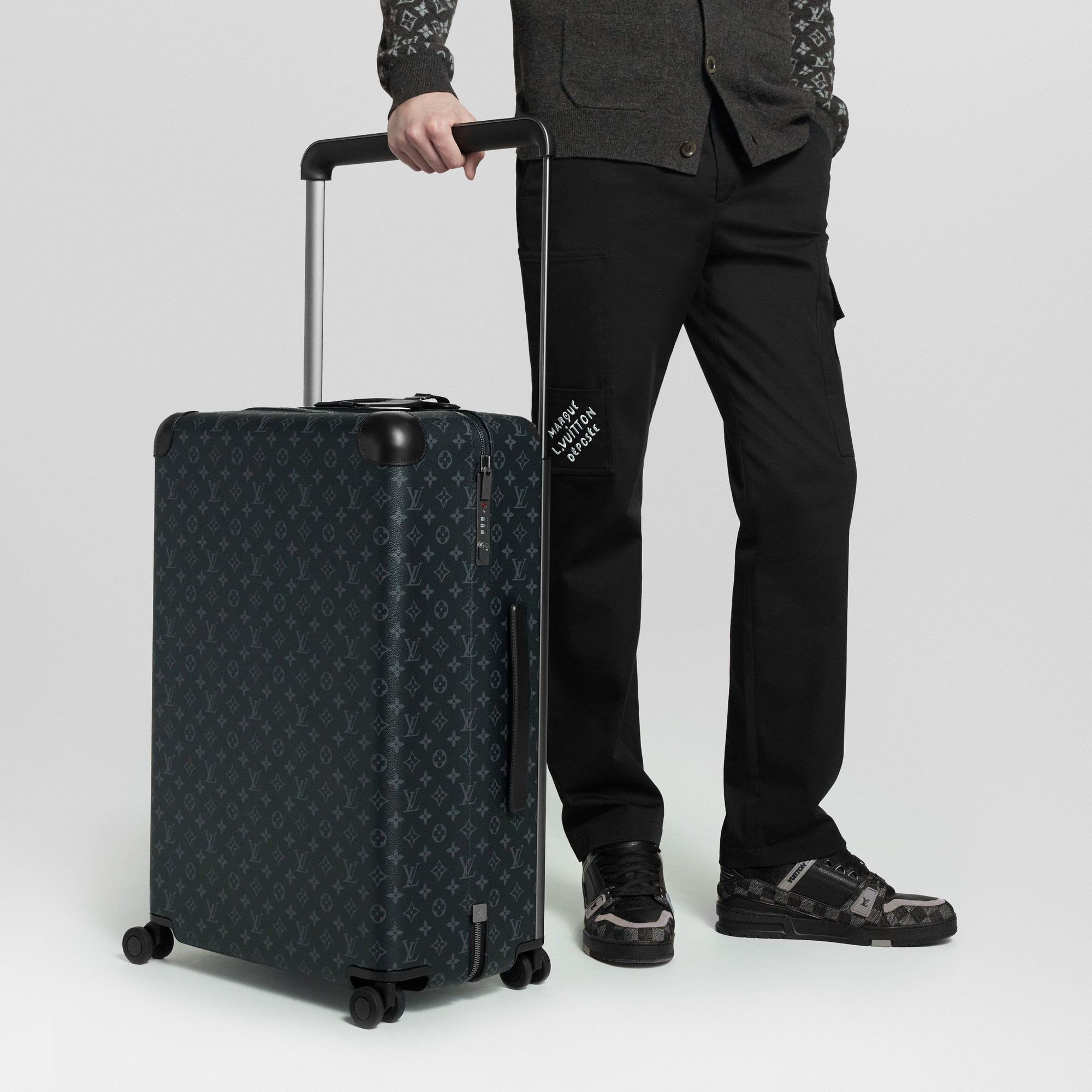 Maleta Horizon 70 Lona Monogram Eclipse Hombre Viaje Con ruedas | LOUIS VUITTON (Zoom de producto)
