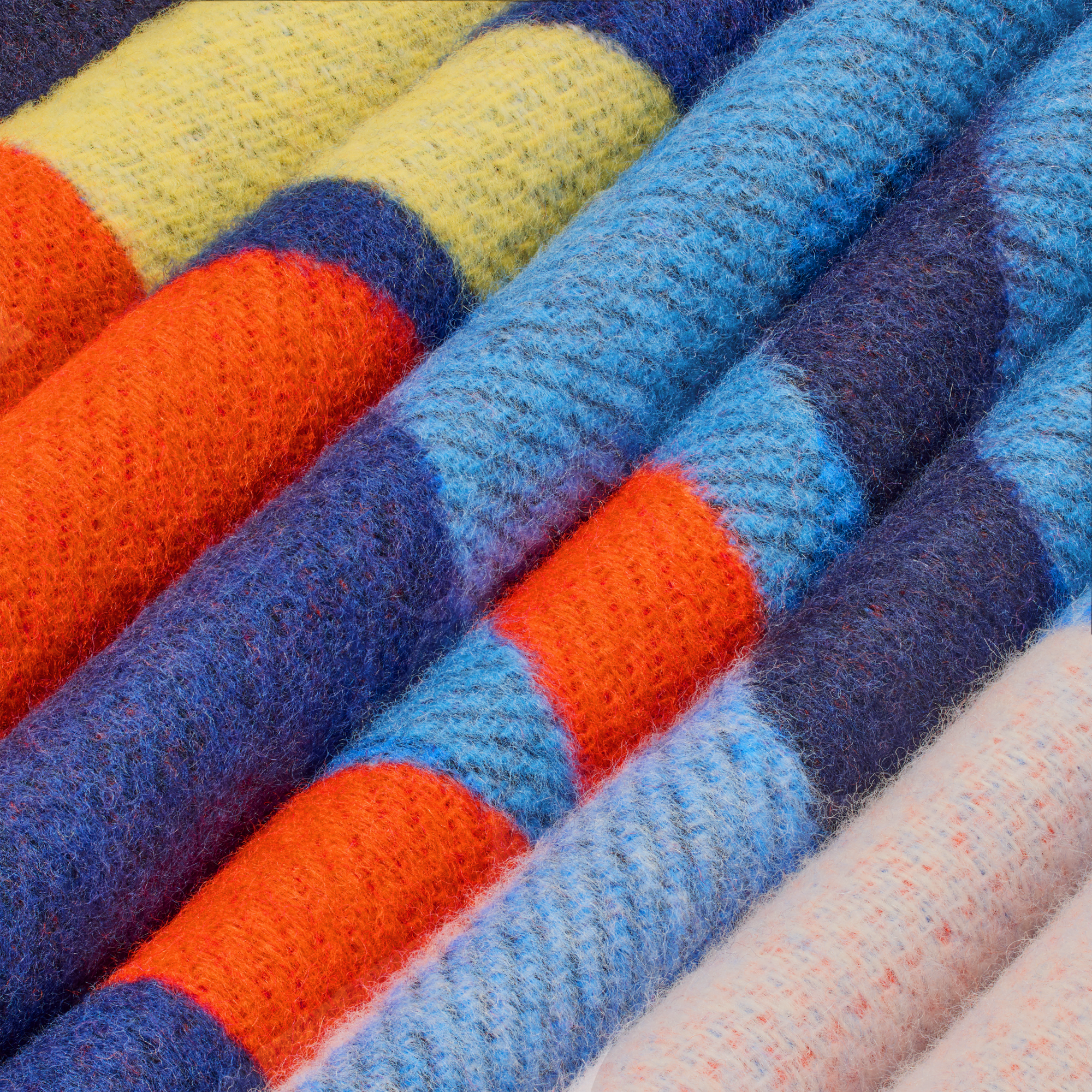 Manta Animali Fantastici Flowers  Baúles, Viaje y Hogar Hogar y Decoración de mesa Accesorios para el hogar | LOUIS VUITTON (Zoom de producto)