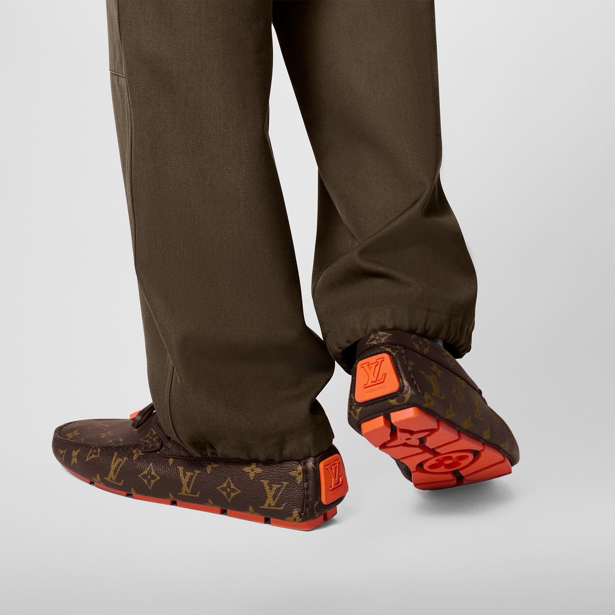 Mocasín LV Driver  Hombre Zapatos Mocasines | LOUIS VUITTON (Zoom de producto)