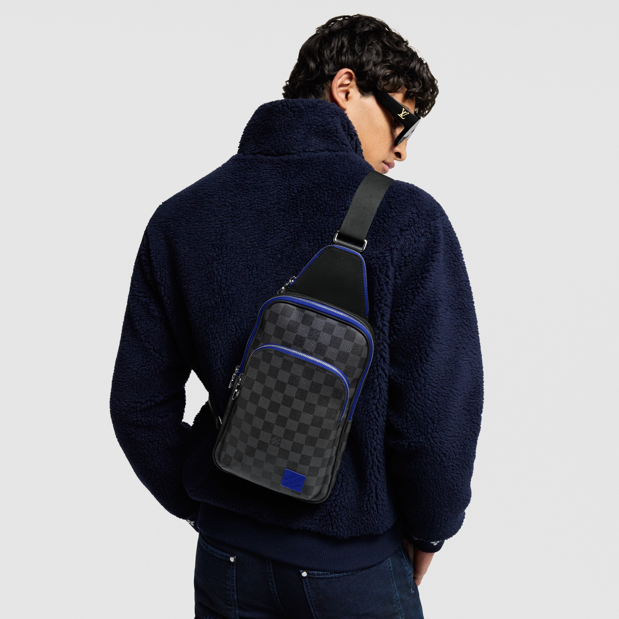 Mochila bandolera Avenue Toile Damier Graphite Bolsos y pequeña marroquinería Bolso de hombre Novedades | LOUIS VUITTON (Zoom de producto)