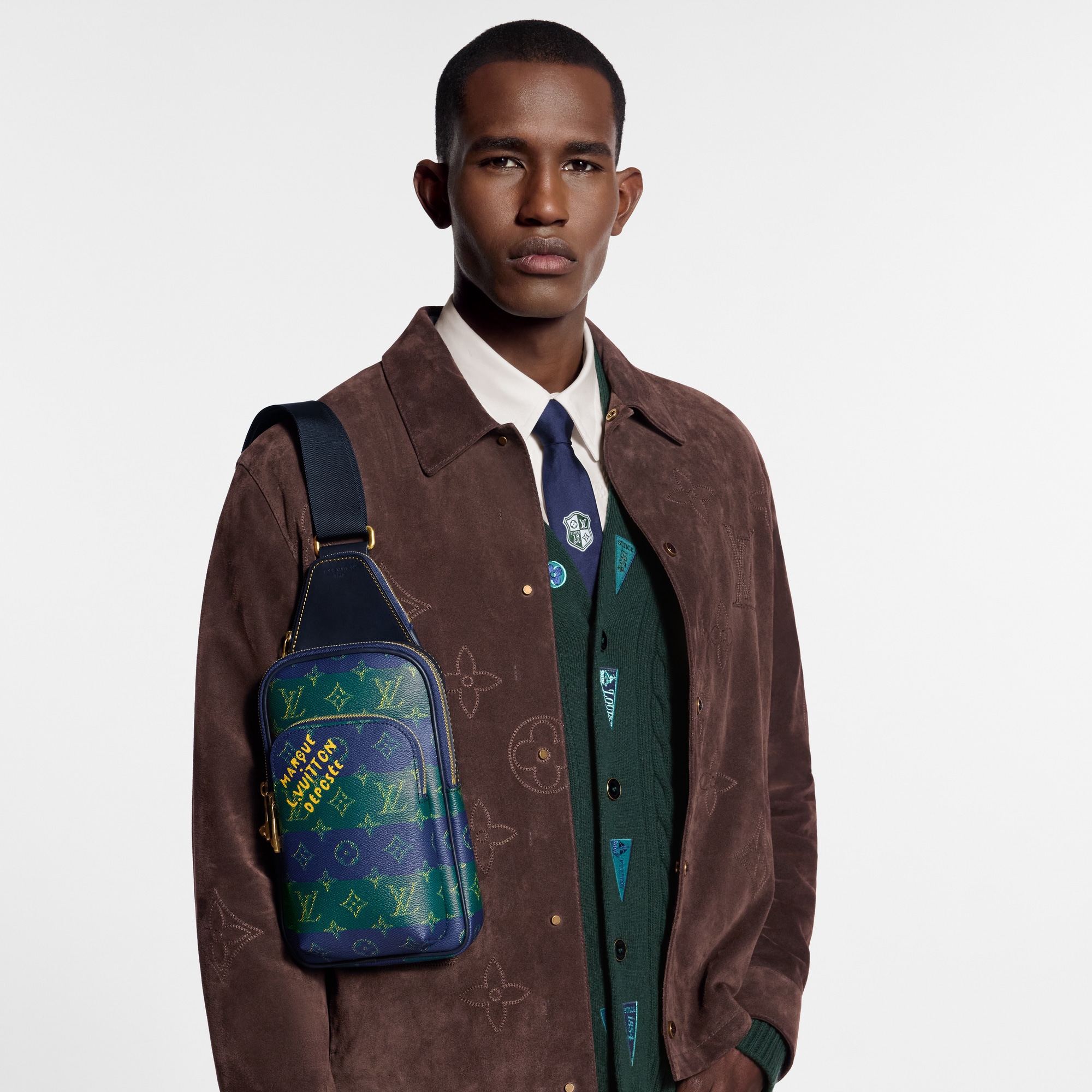 Mochila bandolera Avenue PM Monogram Other Bolsos y pequeña marroquinería Bolso de hombre Novedades | LOUIS VUITTON (Zoom de producto)