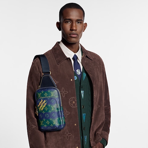 Mochila bandolera Avenue PM Otros Monogram Bolsos y pequeña marroquinería Bolso de hombre Novedades | LOUIS VUITTON (Zoom de producto)