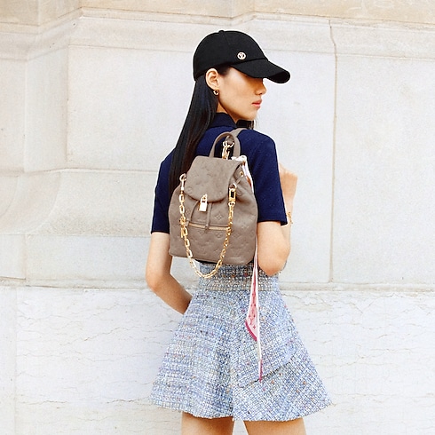 Mochila Coussin PM Coussin Bolsos y pequeña marroquinería Bolsos de mujer Icónicos Louis Vuitton | LOUIS VUITTON (Zoom de producto)