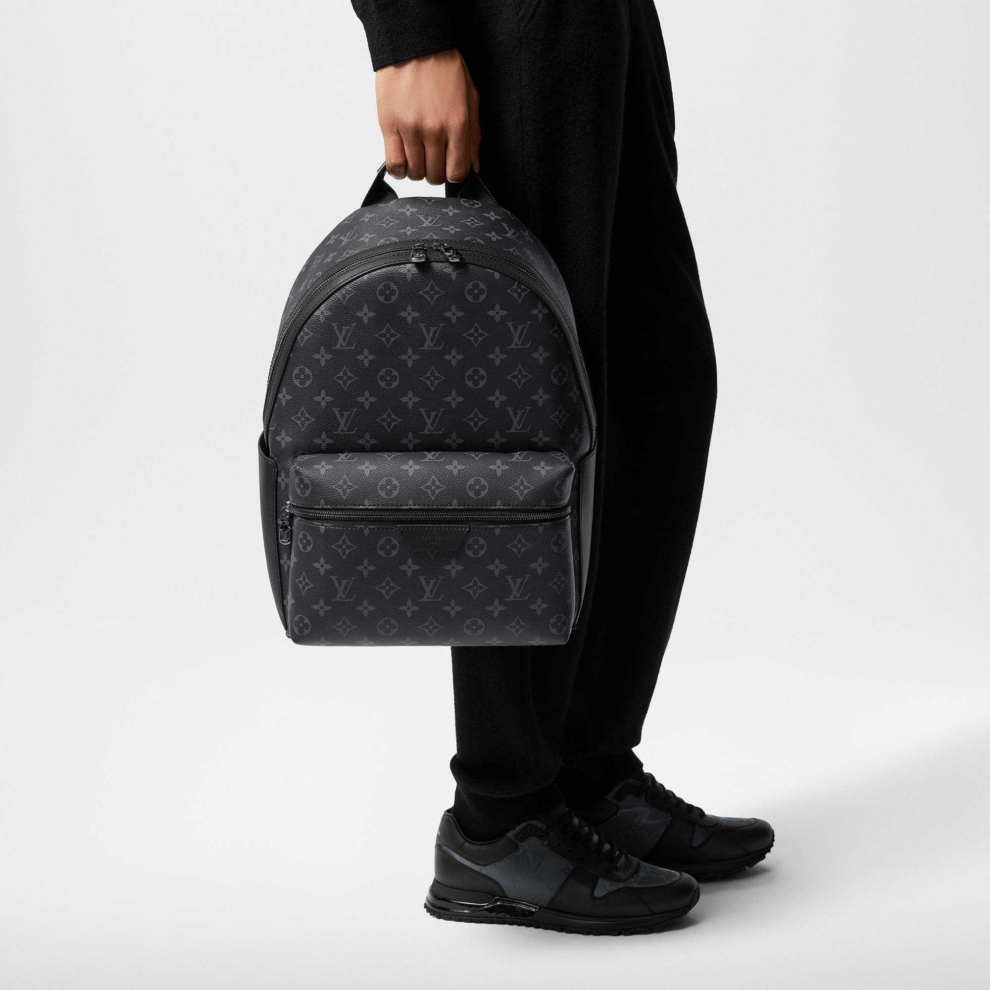 Mochila Discovery PM Monogram Eclipse Hombre Bolsos Todas las colecciones | LOUIS VUITTON (Zoom de producto)