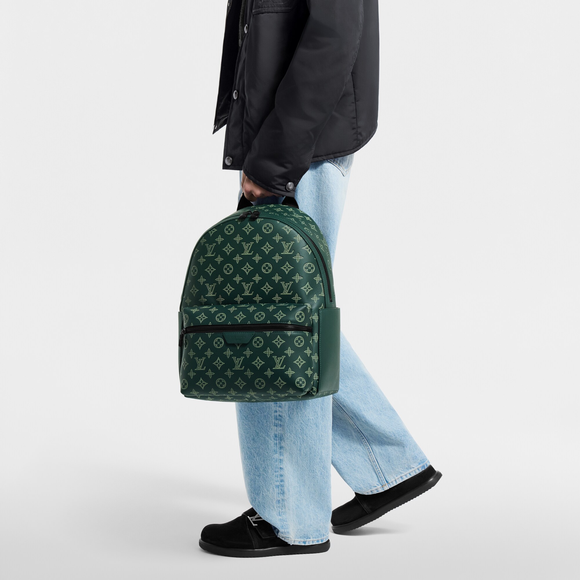 Mochila Discovery PM Piel Monogram Shadow  Bolsos y pequeña marroquinería Bolso de hombre Novedades | LOUIS VUITTON (Zoom de producto)