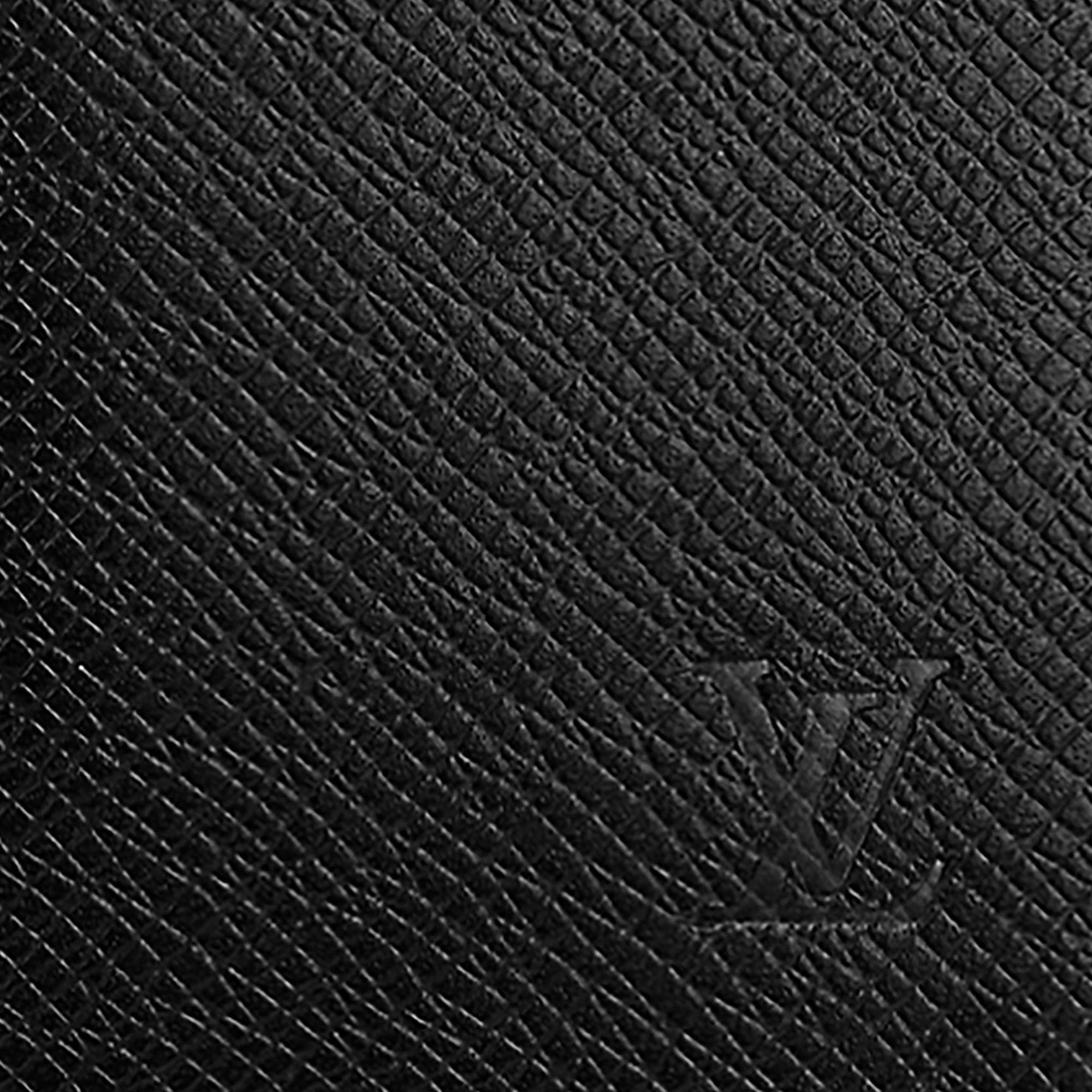 Monedero Zippy Vertical Piel Taïga Hombre Carteras y pequeña marroquinería Todas las carteras y pequeña marroquinería | LOUIS VUITTON (Zoom de producto)
