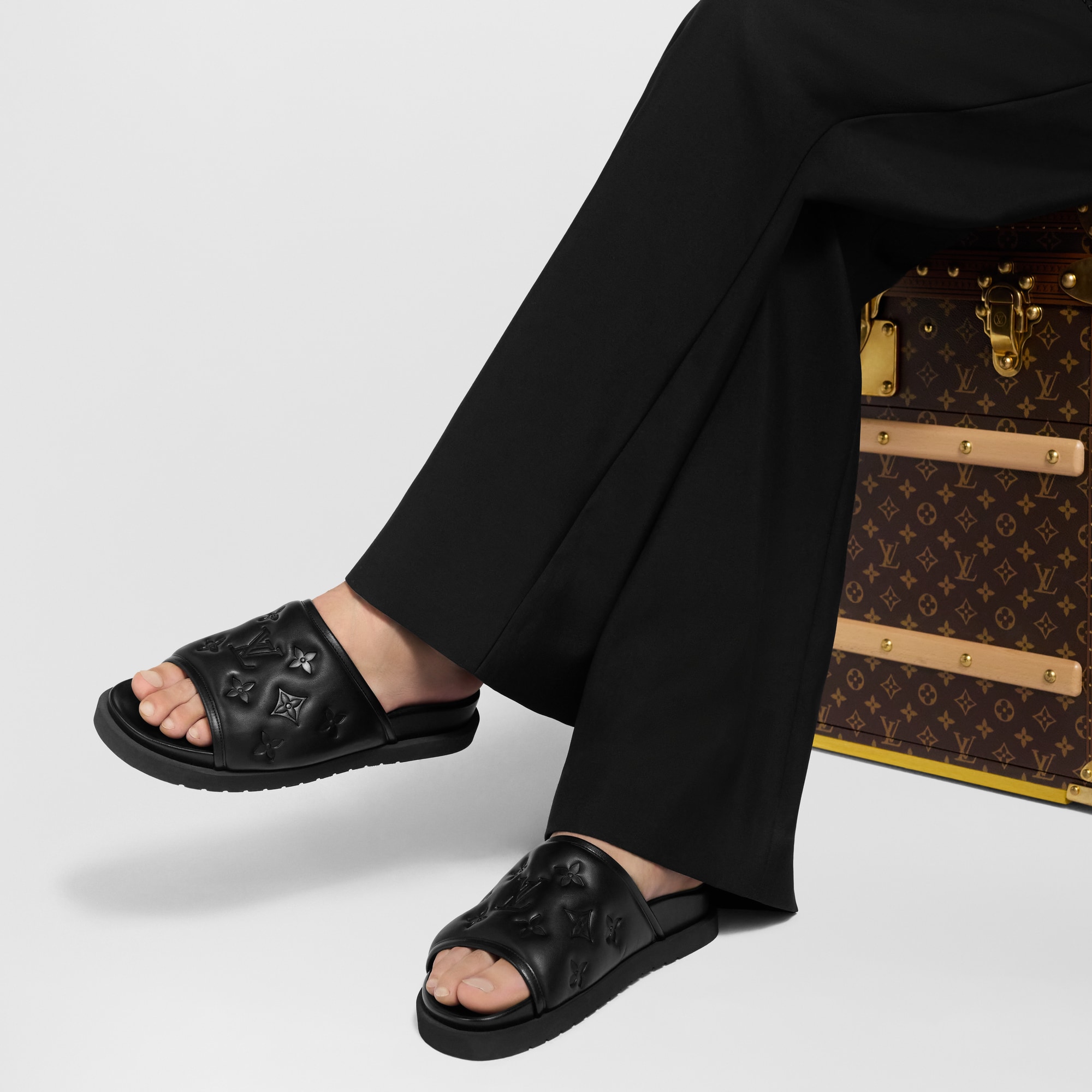 Mule Miami  Hombre Zapatos Sandalias | LOUIS VUITTON (Zoom de producto)