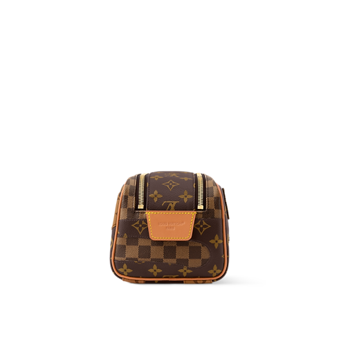 Neceser Dopp Kit Hombre Viaje Accesorios de viaje | LOUIS VUITTON (Zoom de producto)