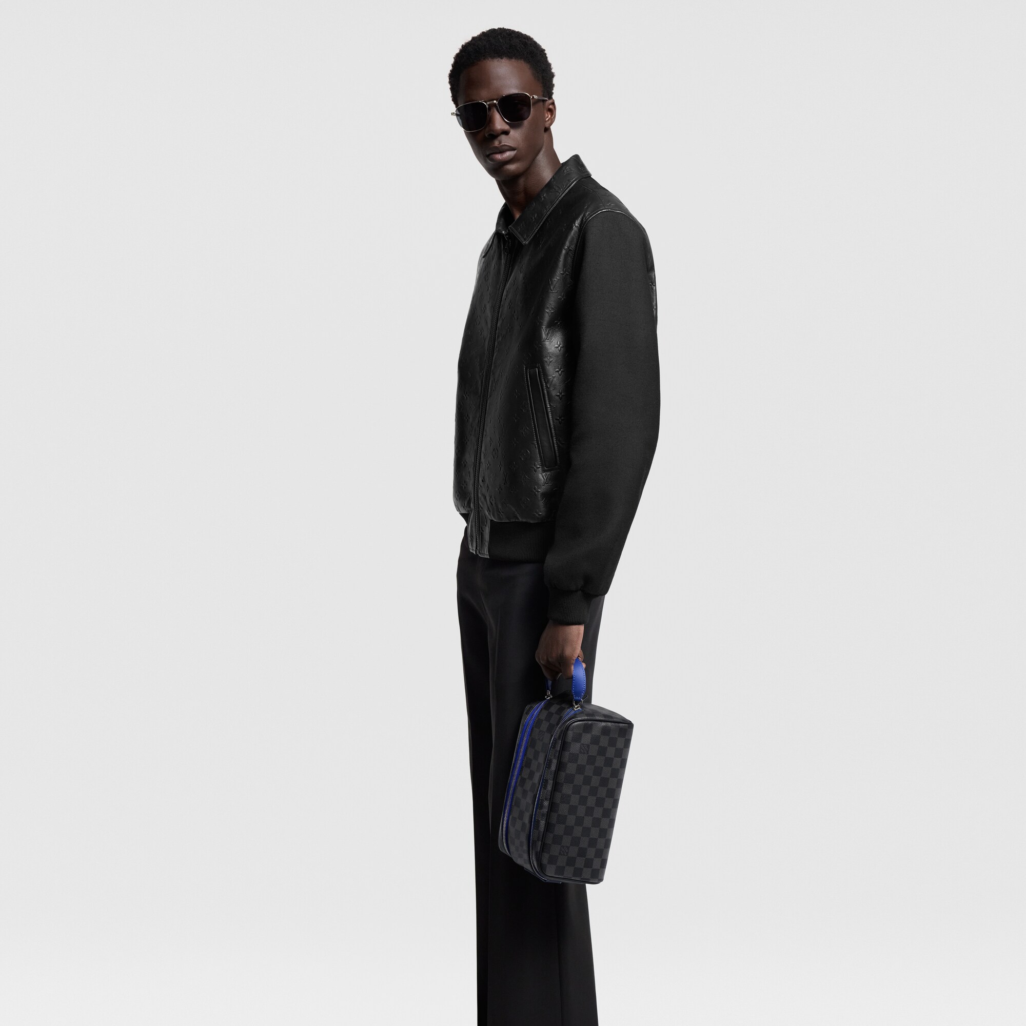 Neceser Dopp Kit Lona Damier Graphite Hombre Viaje Accesorios de viaje | LOUIS VUITTON (Zoom de producto)