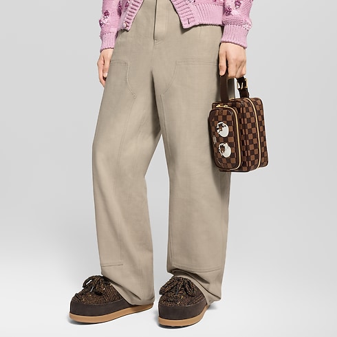 Neceser Dopp Kit Lona Damier Ebène Hombre Viaje Accesorios de viaje | LOUIS VUITTON (Zoom de producto)