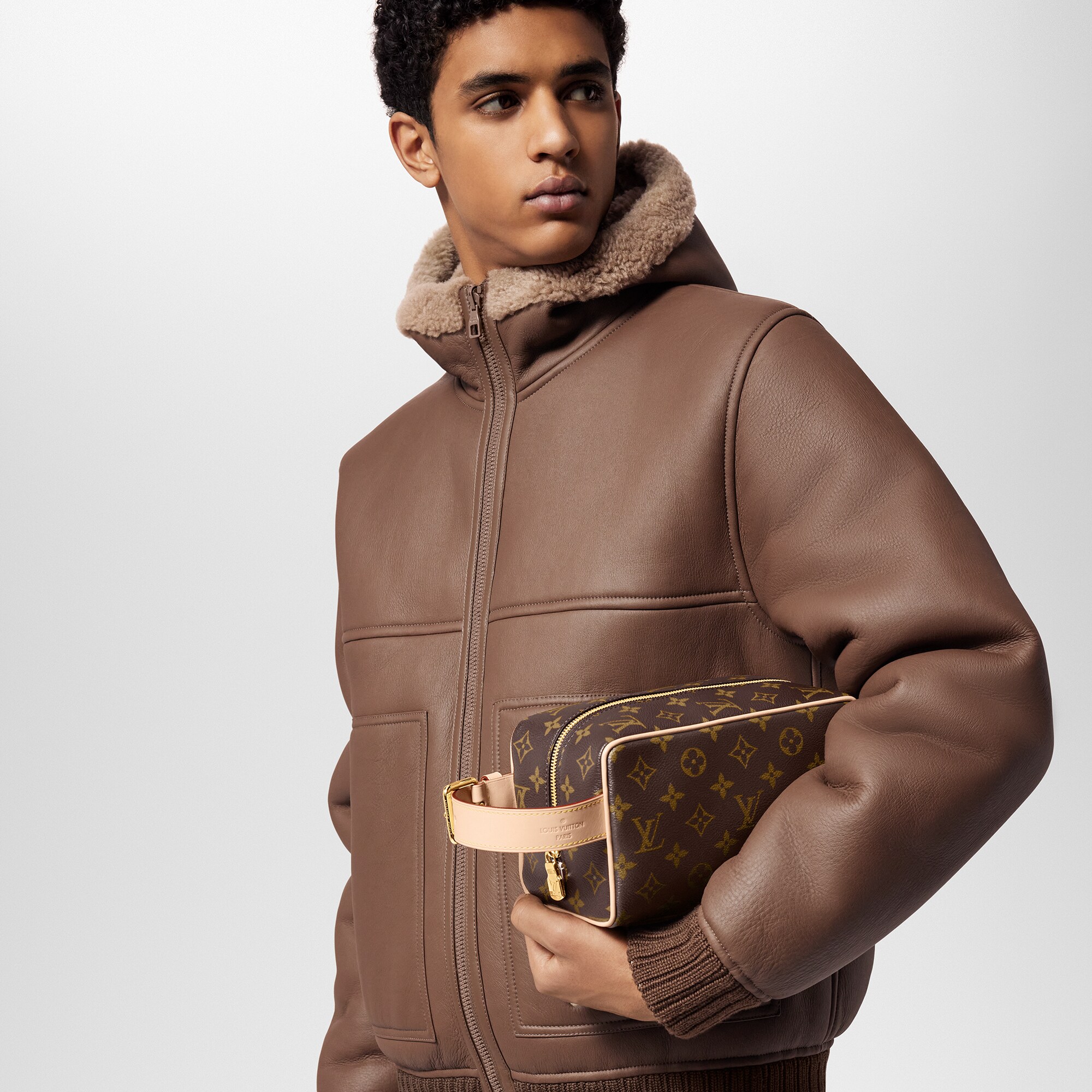 Neceser Locker Dopp Kit Lona Monogram Hombre Viaje Accesorios de viaje | LOUIS VUITTON (Zoom de producto)