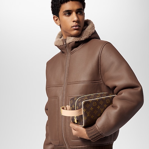 Neceser Locker Dopp Kit Lona Monogram Hombre Viaje Accesorios de viaje | LOUIS VUITTON (Zoom de producto)