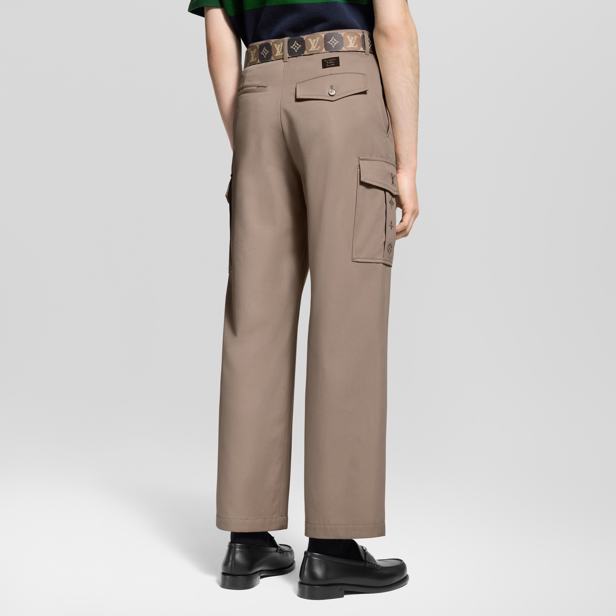 Pantalón cargo distintivo  Hombre Prêt-à-Porter Pantalones | LOUIS VUITTON (Zoom de producto)