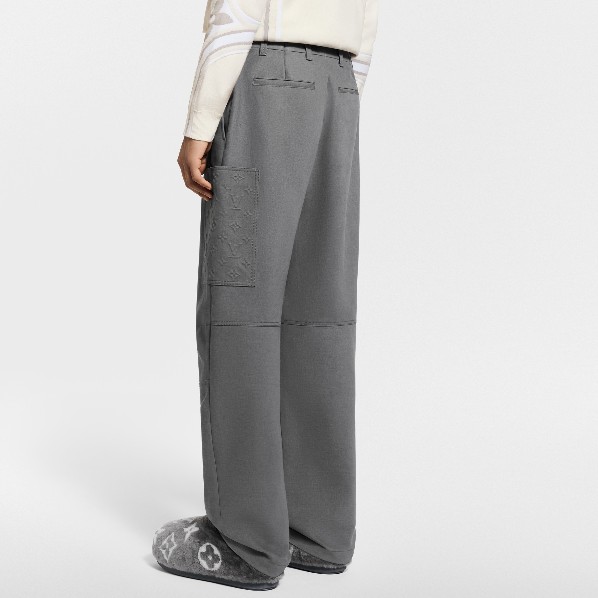 Pantalón cargo en mezcla de cachemir  Hombre Prêt-à-Porter Pantalones | LOUIS VUITTON (Zoom de producto)