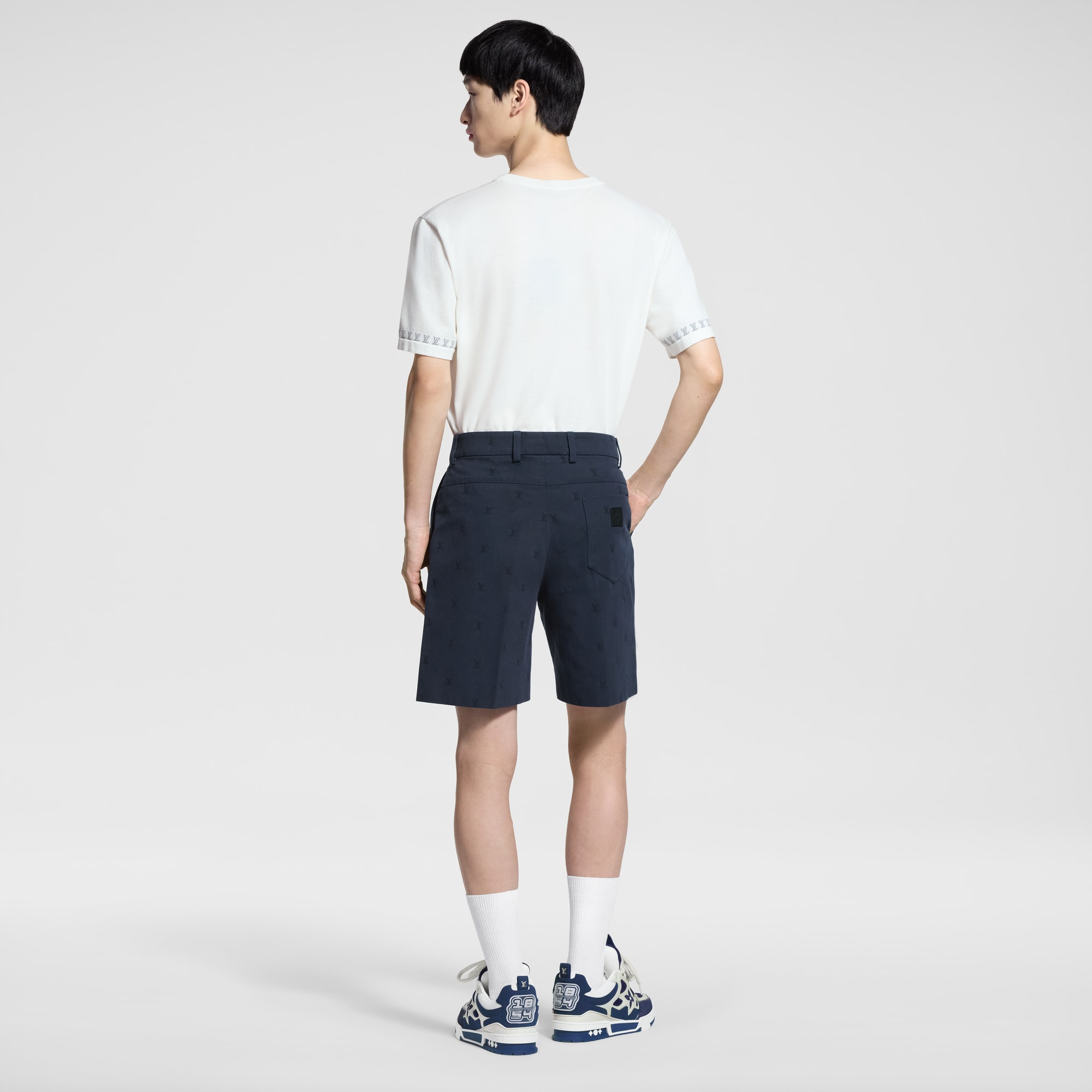 Pantalones cortos chinos de algodón LV Blason  Hombre Prêt-à-Porter Pantalones | LOUIS VUITTON (Zoom de producto)