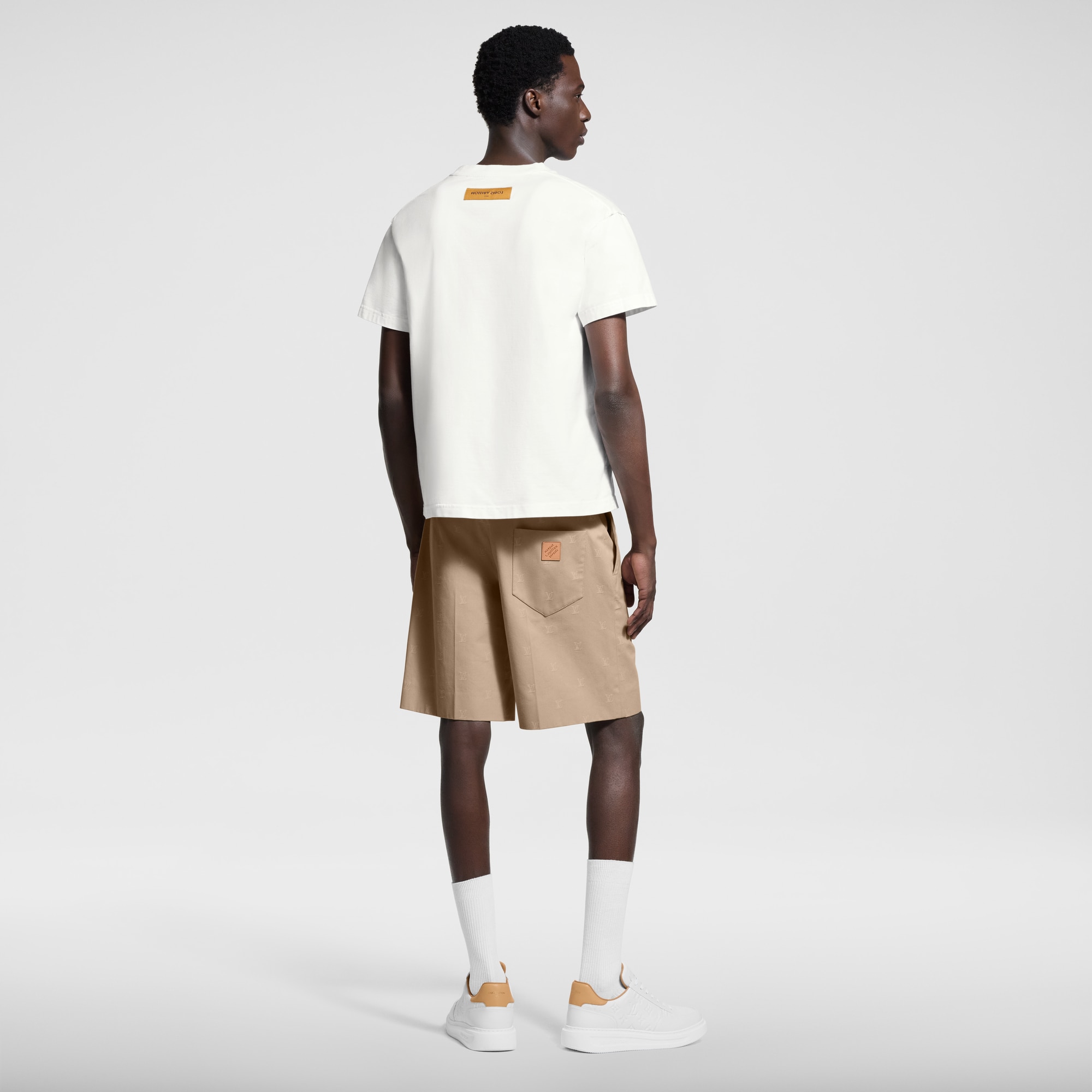 Pantalones cortos chinos LV Blason de algodón  Hombre Prêt-à-Porter Pantalones | LOUIS VUITTON (Zoom de producto)