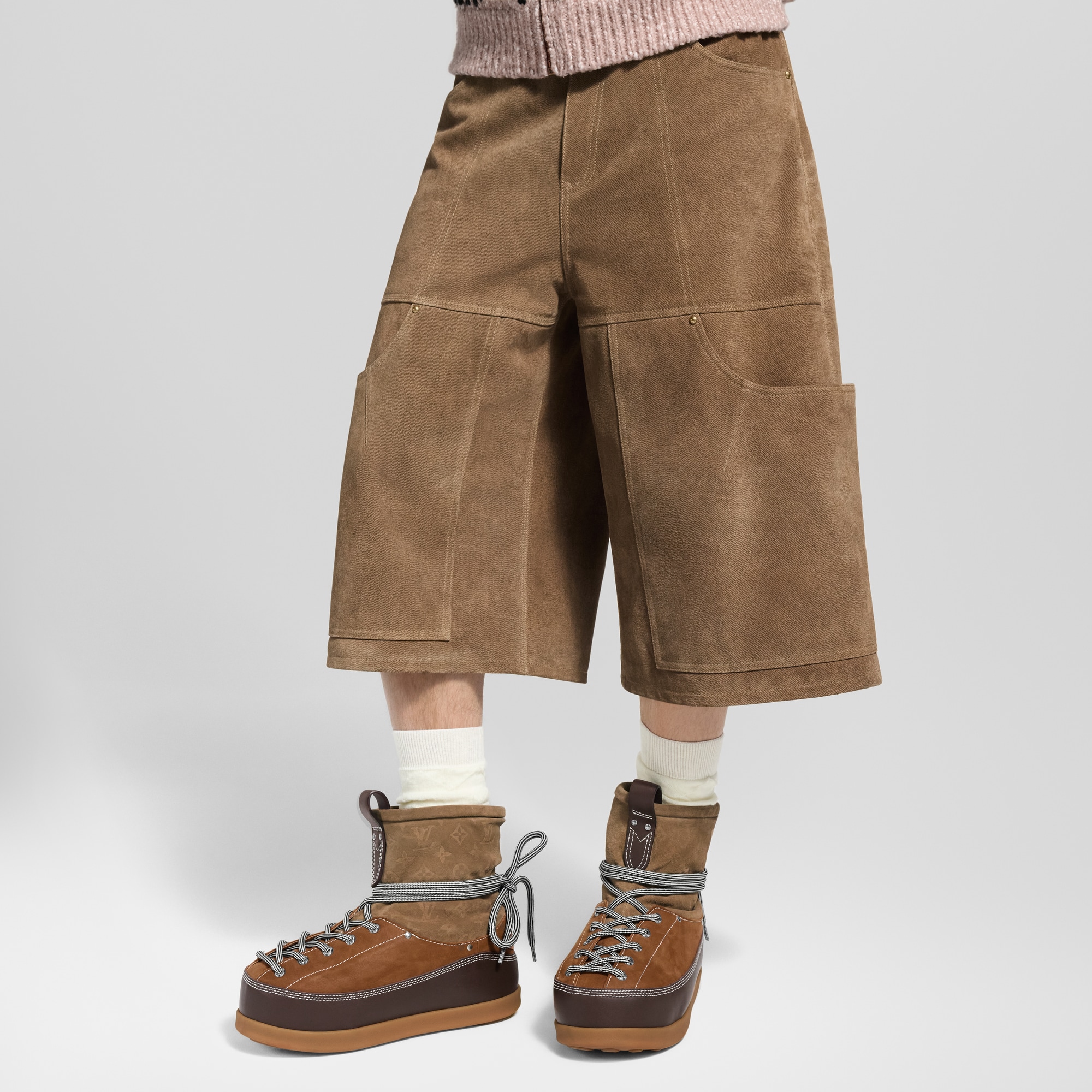 Pantalones cortos de ante de estilo utilitario  Hombre Prêt-à-Porter Pantalones | LOUIS VUITTON (Zoom de producto)
