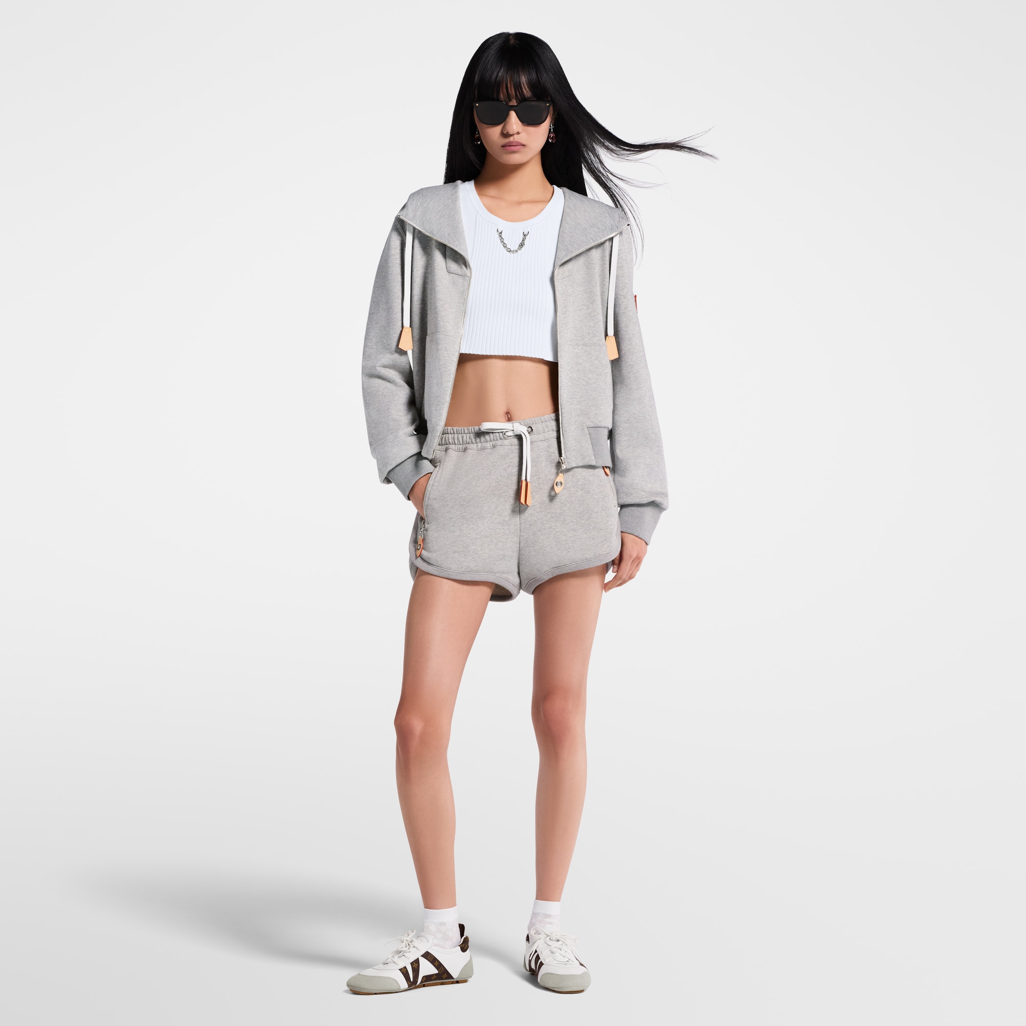 Pantalones cortos de chándal con detalle en piel  Mujer Prêt-à-Porter Faldas y pantalones cortos | LOUIS VUITTON (Zoom de producto)