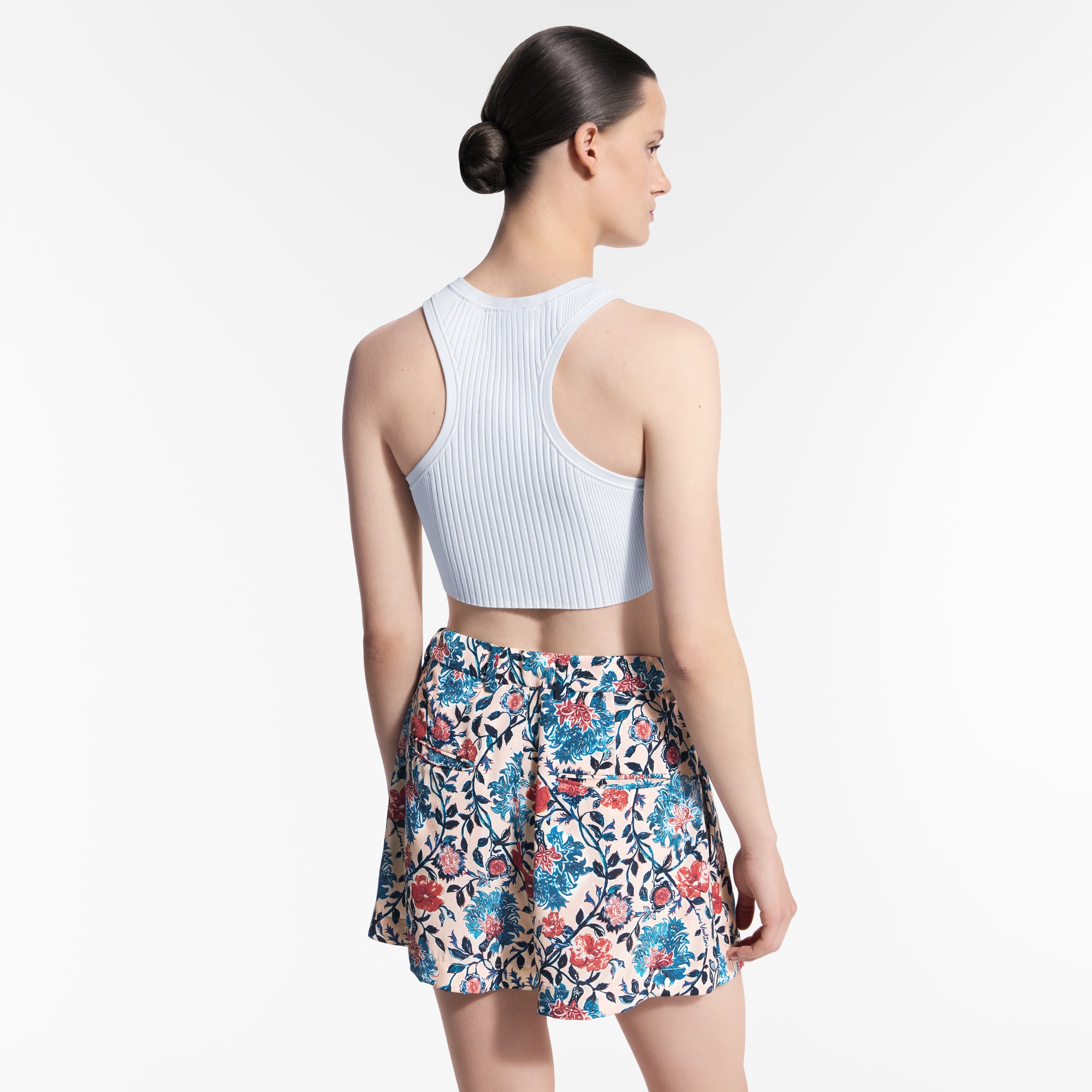 Pantalones cortos plisados con motivo floral  Mujer Prêt-à-Porter Faldas y pantalones cortos | LOUIS VUITTON (Zoom de producto)