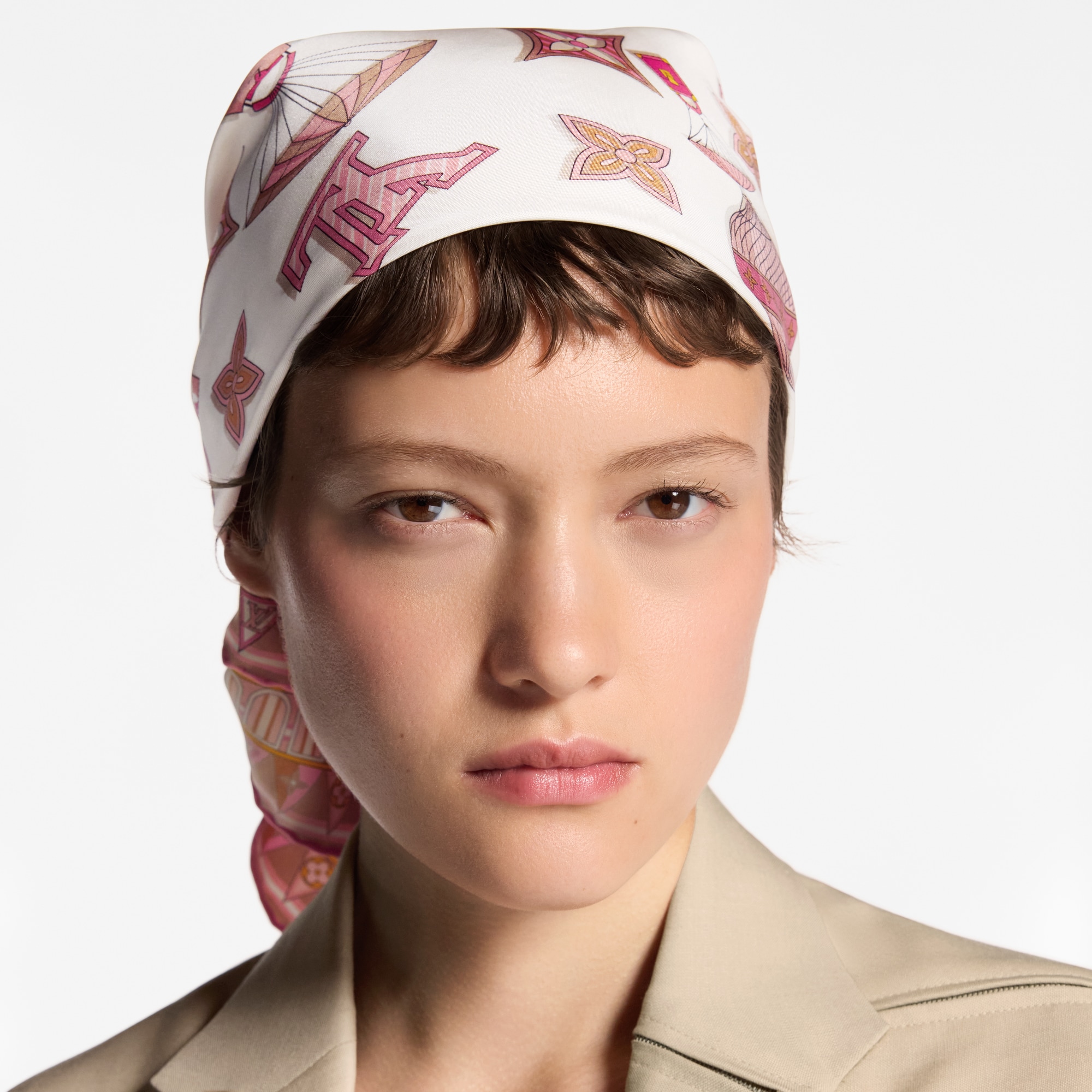 Pañuelo From The Cloud 70 S00 Mujer Accesorios Pañuelos de seda y bandanas | LOUIS VUITTON (Zoom de producto)