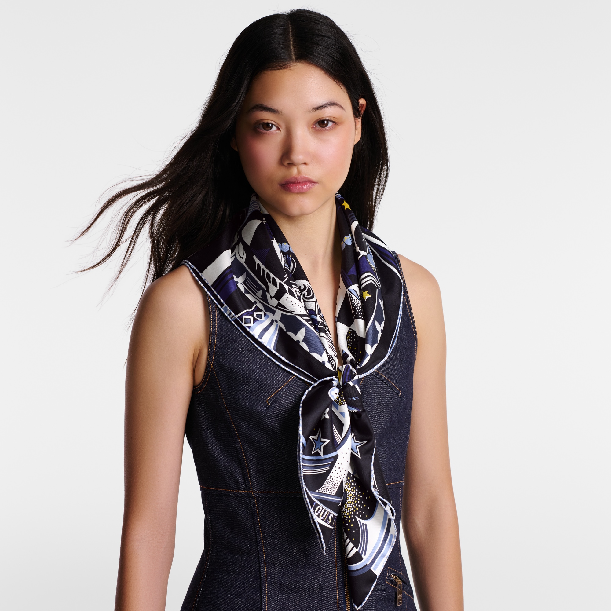 Pañuelo LV Star Sign 90 S00 Mujer Accesorios Pañuelos de seda y bandanas | LOUIS VUITTON (Zoom de producto)