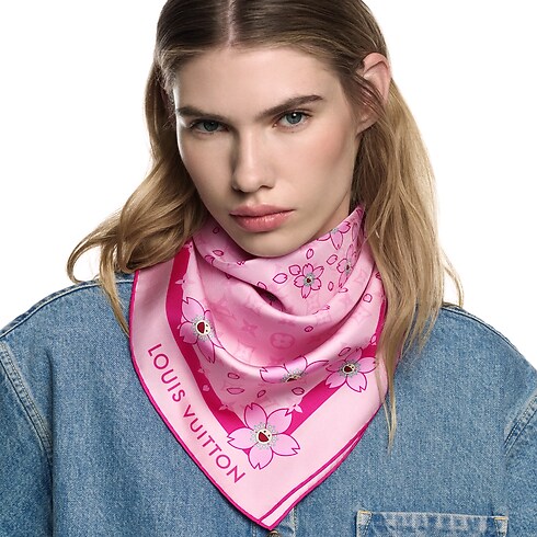 Pañuelo Monogram Cherry Blossom 70 LV x TM S00 Mujer Accesorios Pañuelos de seda y bandanas | LOUIS VUITTON (Zoom de producto)