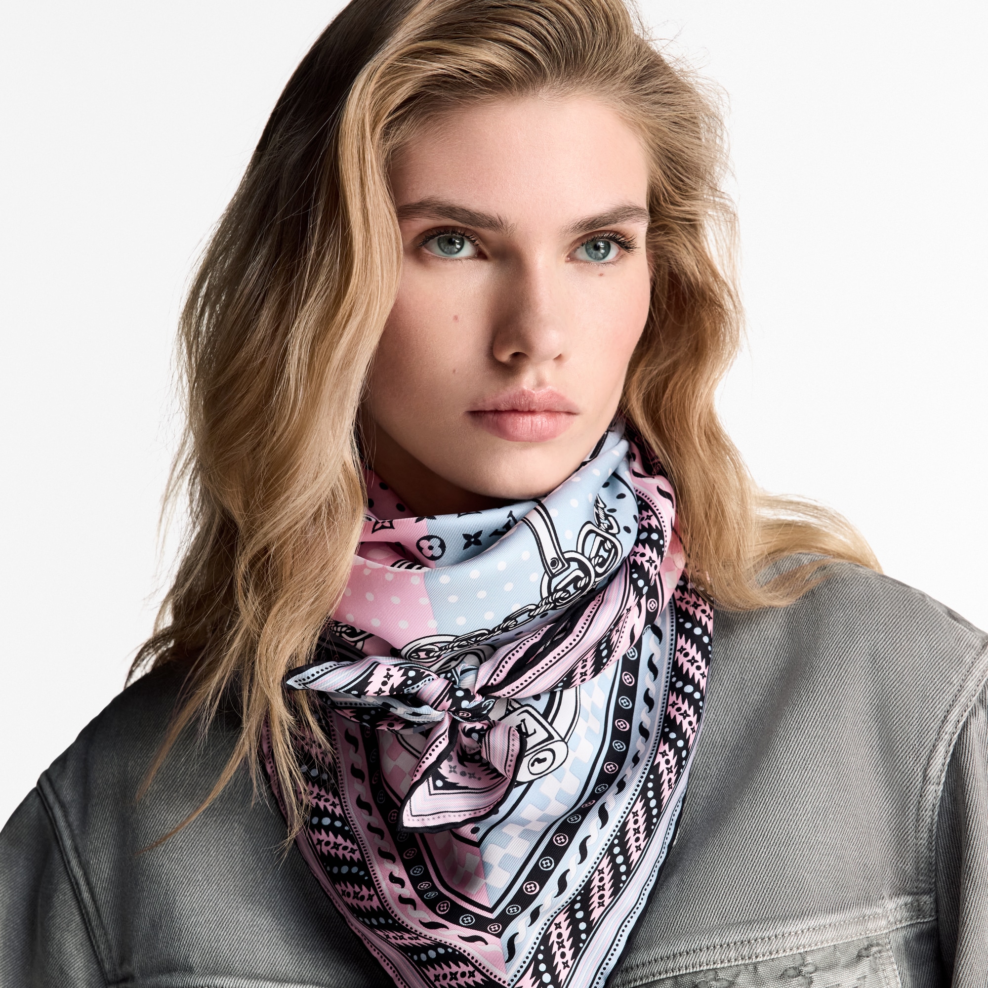Pañuelo Ocean Bandana 90 S00 Mujer Accesorios Pañuelos de seda y bandanas | LOUIS VUITTON (Zoom de producto)