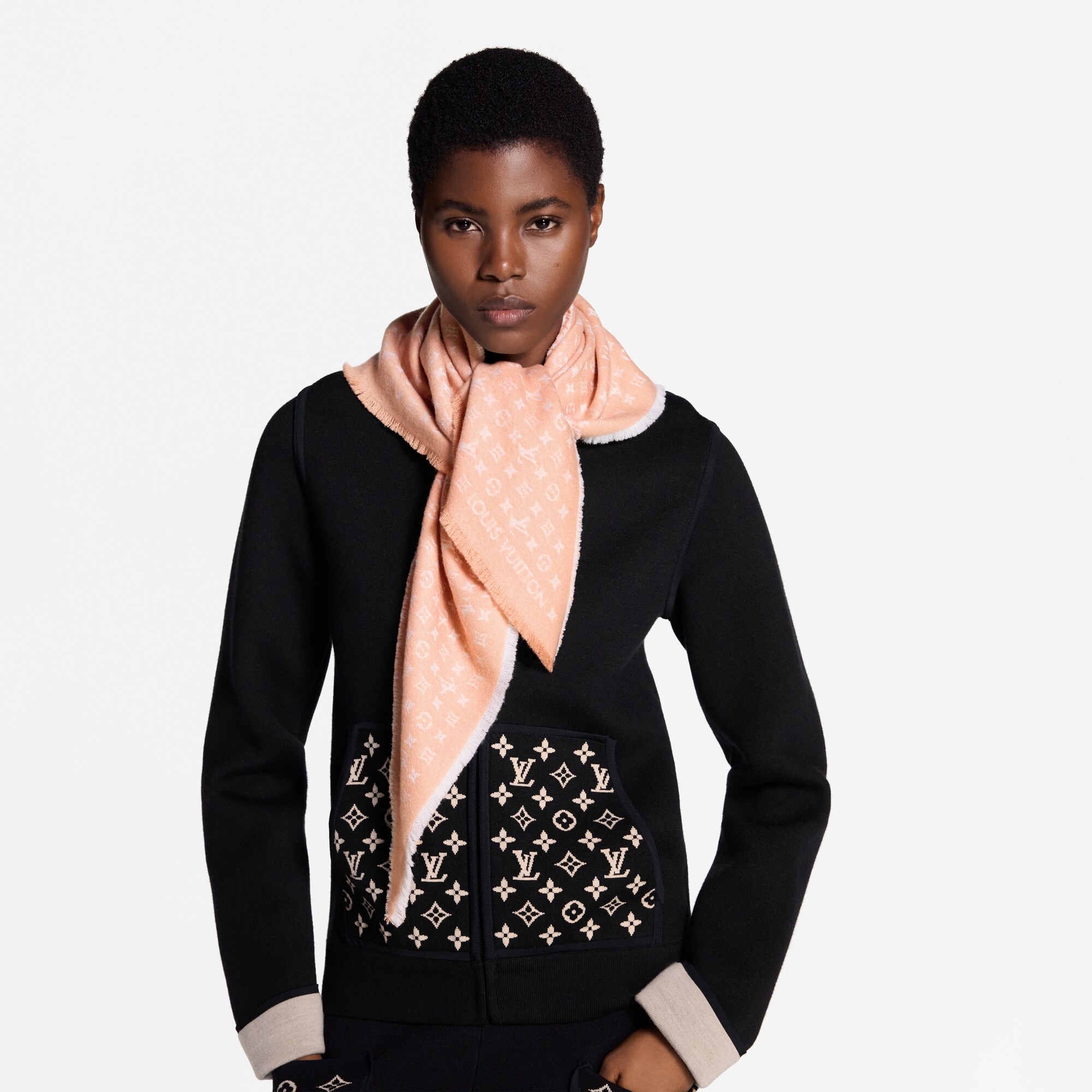 Pañuelo triangular The Favorite S00 Mujer Accesorios Chales y estolas | LOUIS VUITTON (Zoom de producto)