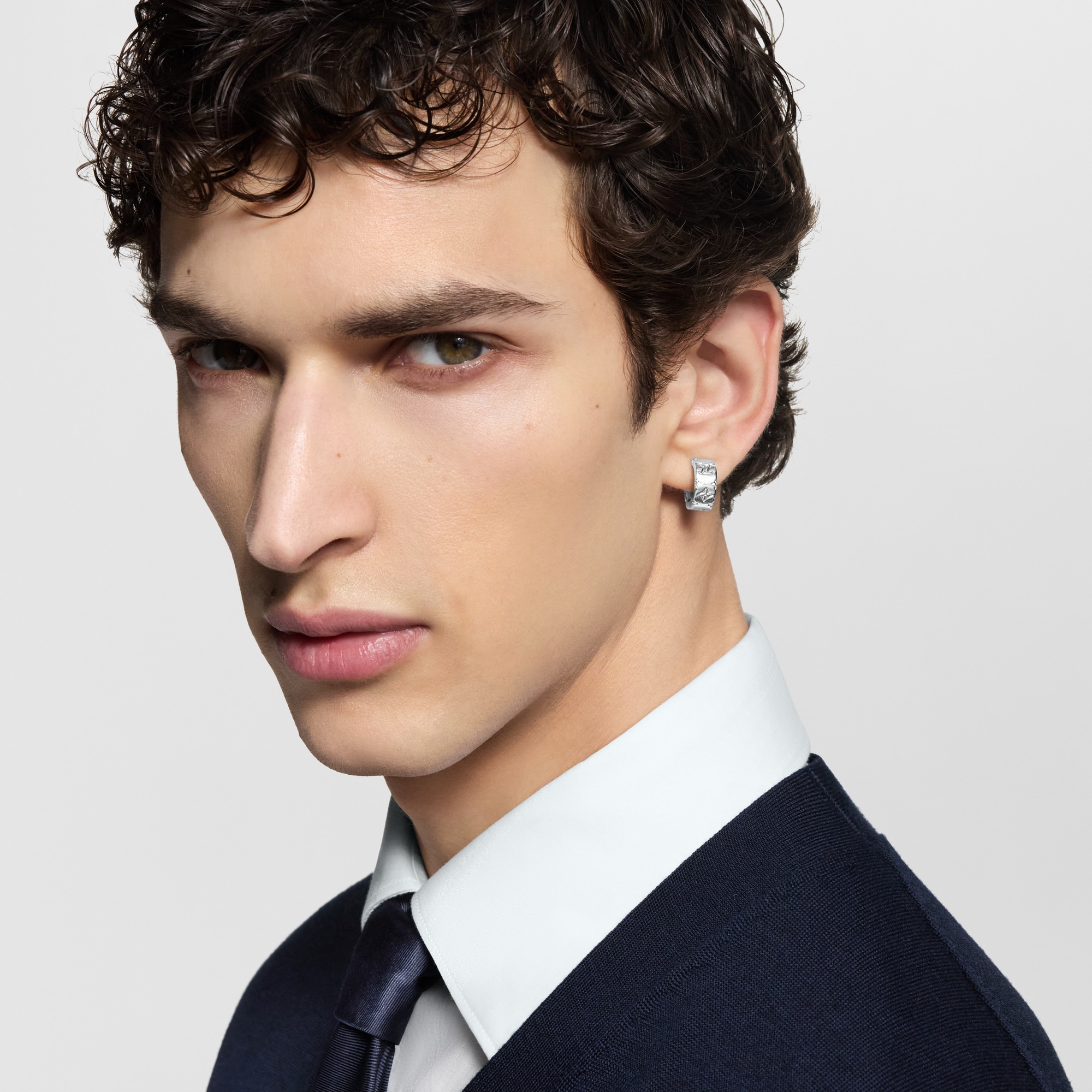 Pendiente de aro LV Mosaic S00 Hombre Joyería Pendientes | LOUIS VUITTON (Zoom de producto)
