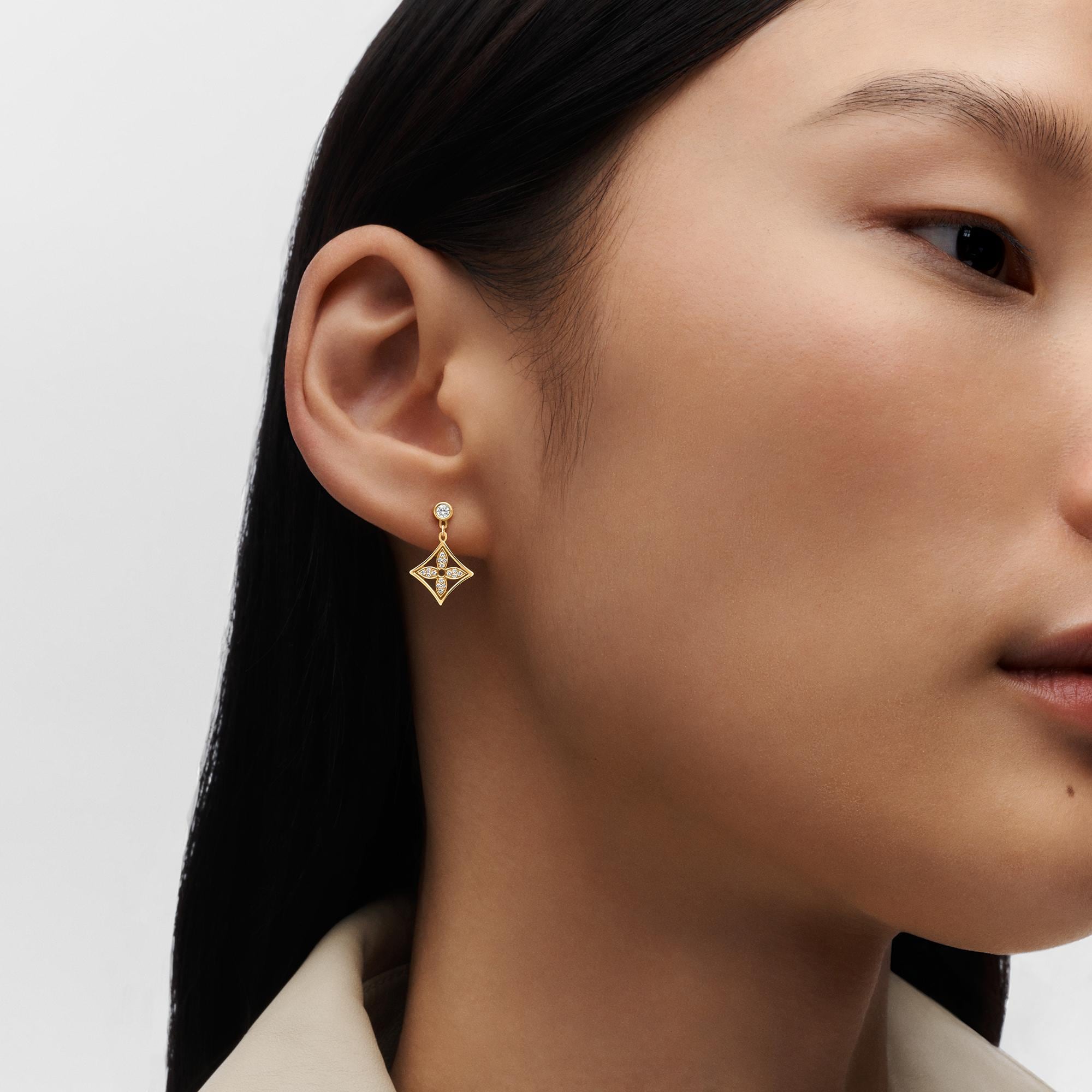 Pendiente de botón Idylle Blossom de oro amarillo y diamantes (unidad)  Joyería Categorías Pendientes | LOUIS VUITTON (Zoom de producto)