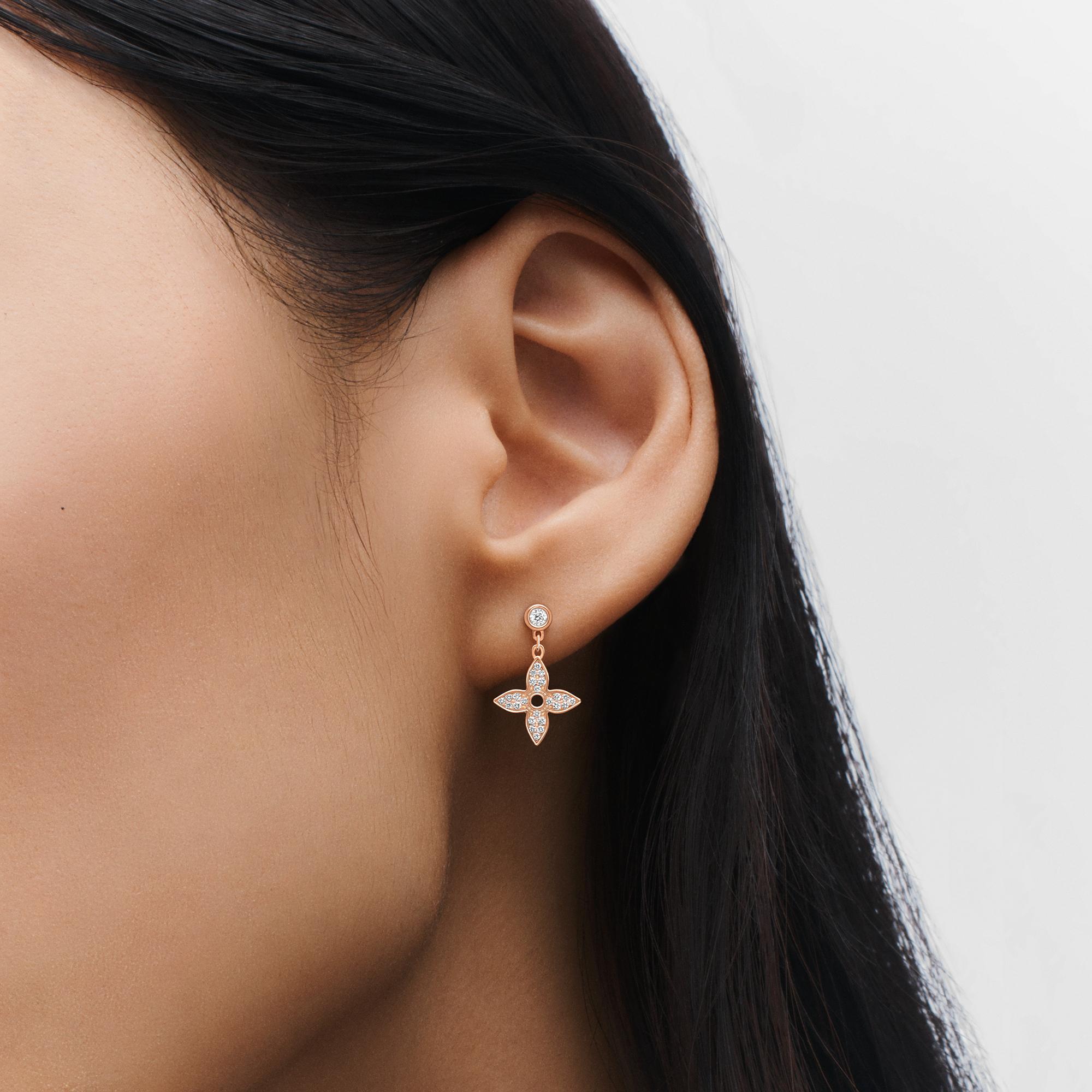 Pendiente de botón Idylle Blossom de oro rosa y diamantes (unidad)  Joyería Categorías Pendientes | LOUIS VUITTON (Zoom de producto)