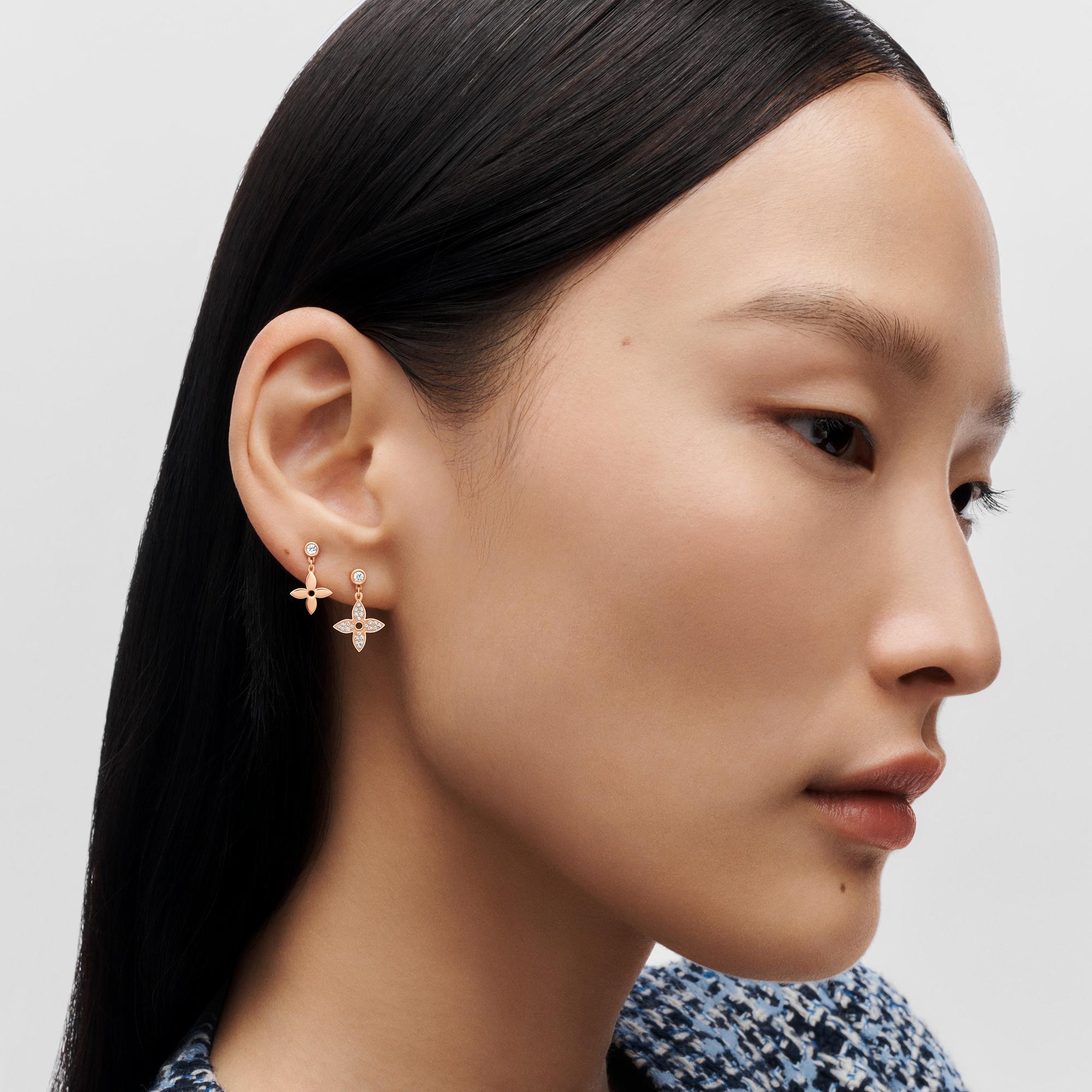 Pendiente de botón Idylle Blossom de oro rosa y diamantes (unidad)  Joyería Categorías Pendientes | LOUIS VUITTON (Zoom de producto)