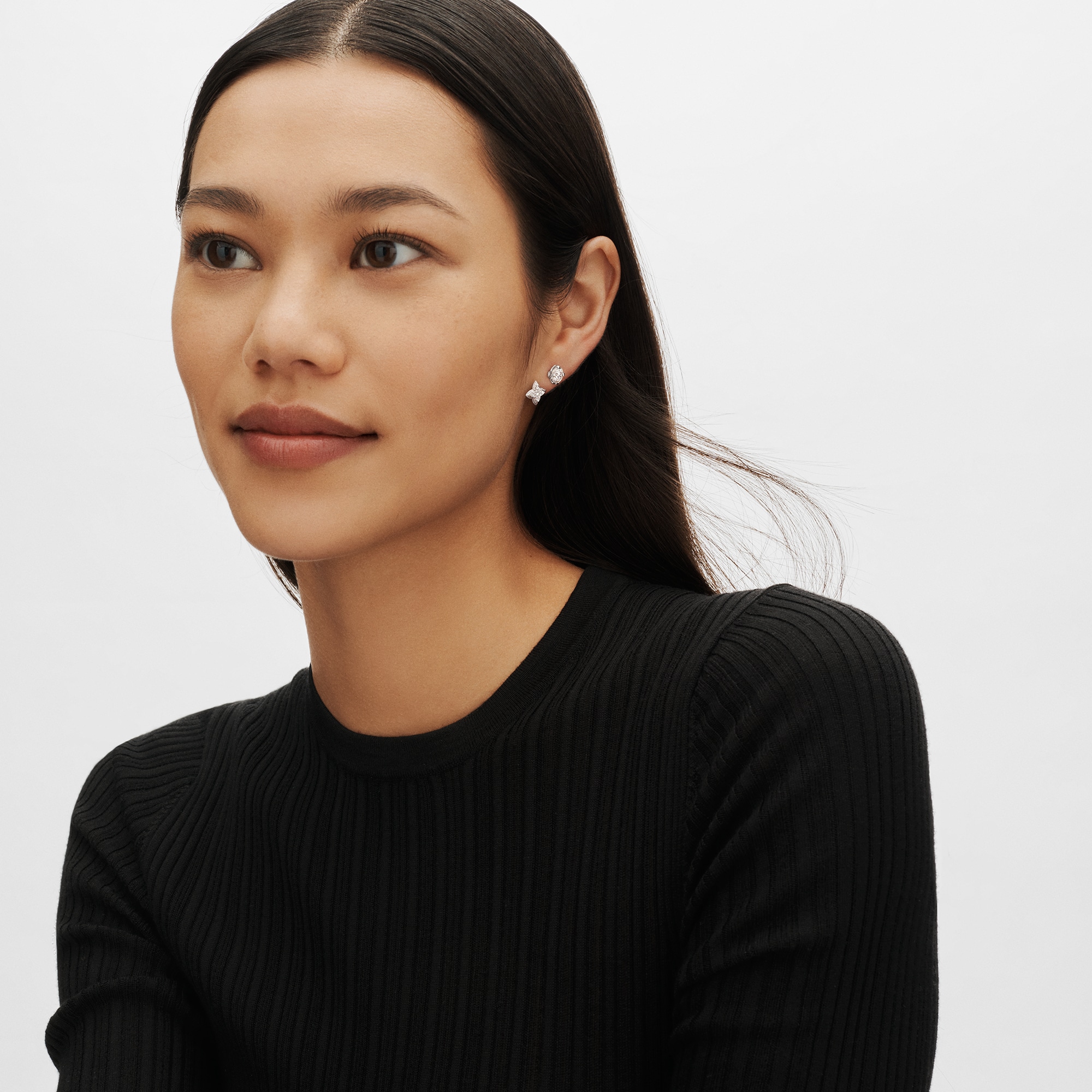 Pendiente de botón LV Diamonds Double, talla brillante (unidad)  Joyería Colecciones LV Diamonds | LOUIS VUITTON (Zoom de producto)