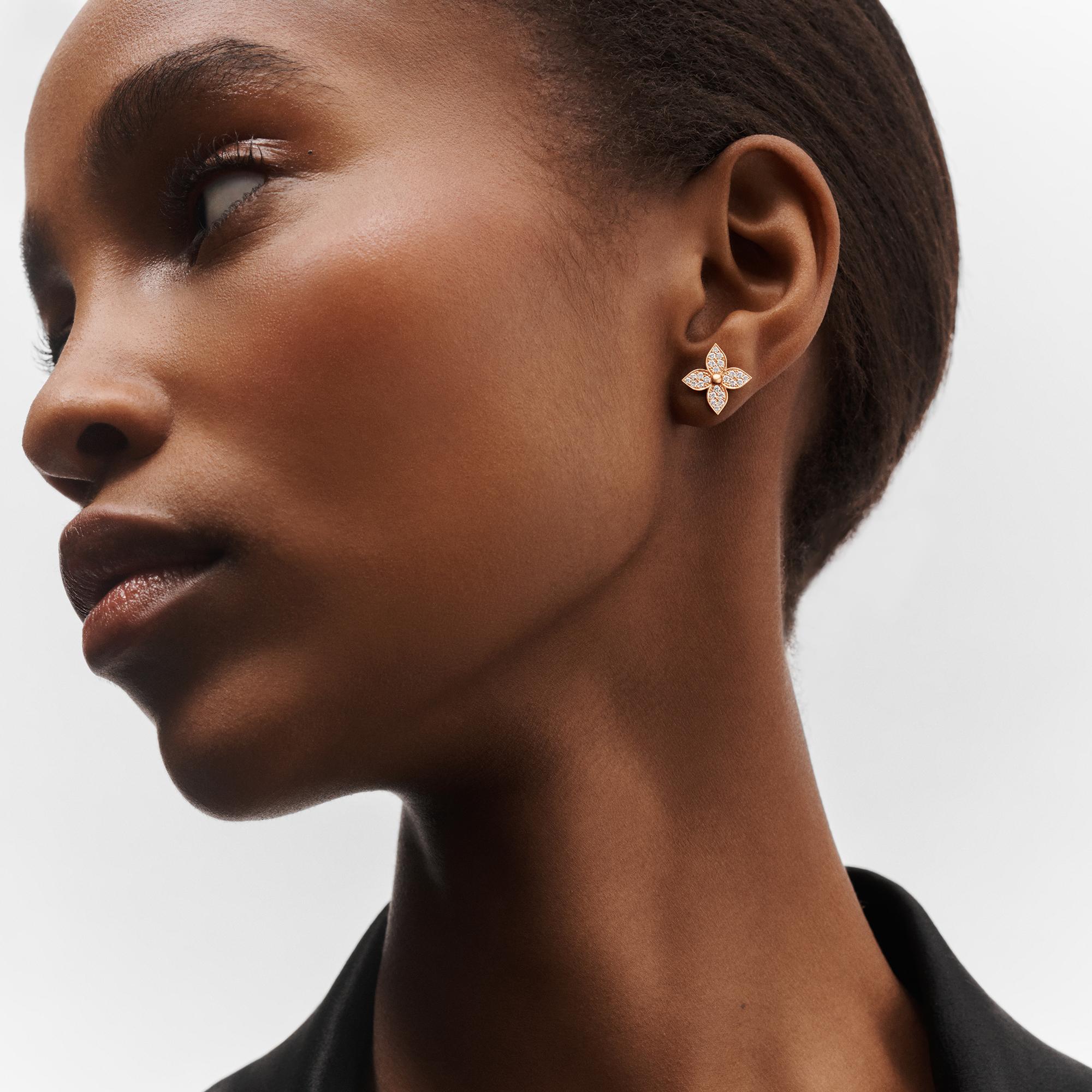 Pendientes de botón Star Blossom de oro rosa y diamantes  Joyería Categorías Joyería | LOUIS VUITTON (Zoom de producto)