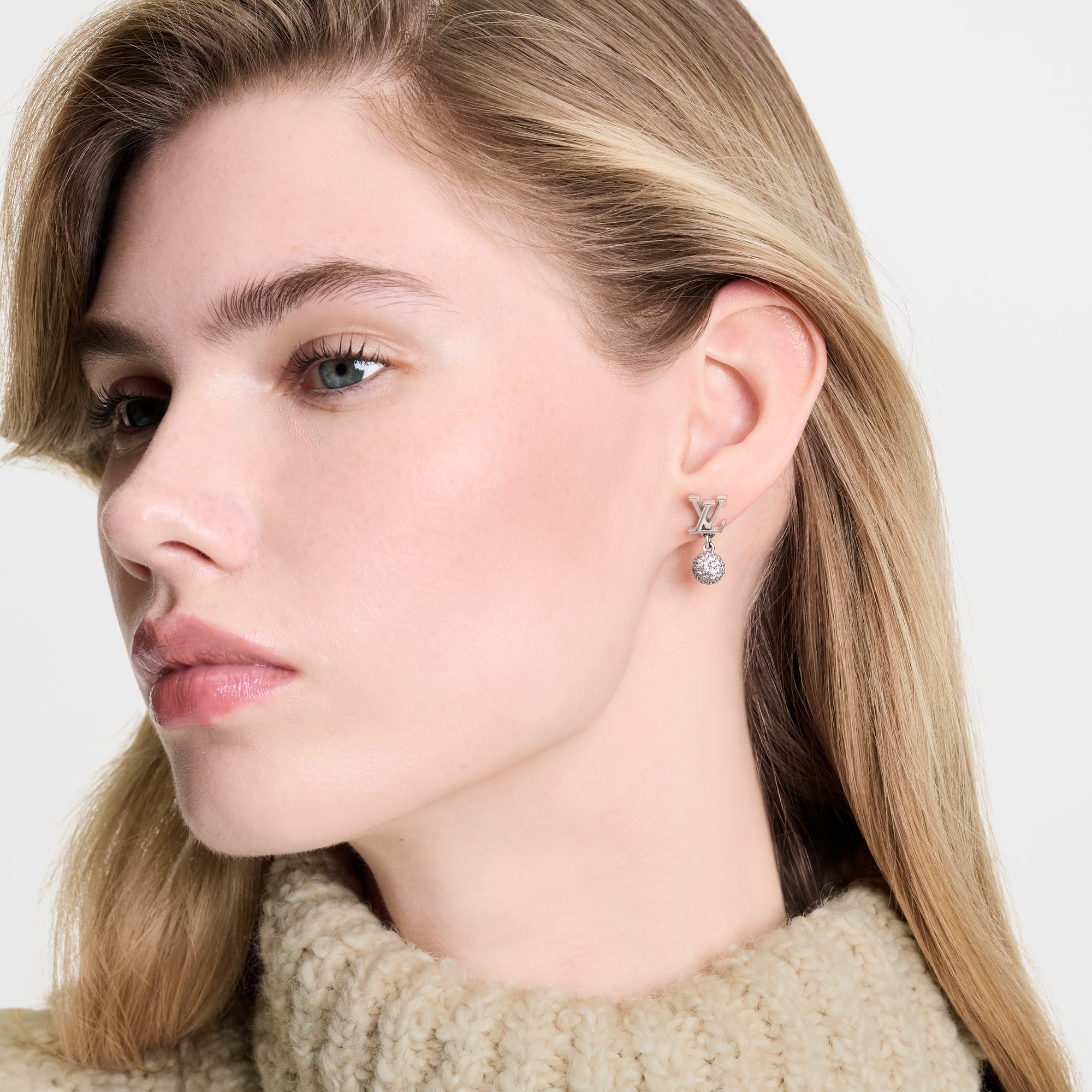 Pendientes LV Iconic Louisa Strass S00 Mujer Bisutería Pendientes | LOUIS VUITTON (Zoom de producto)