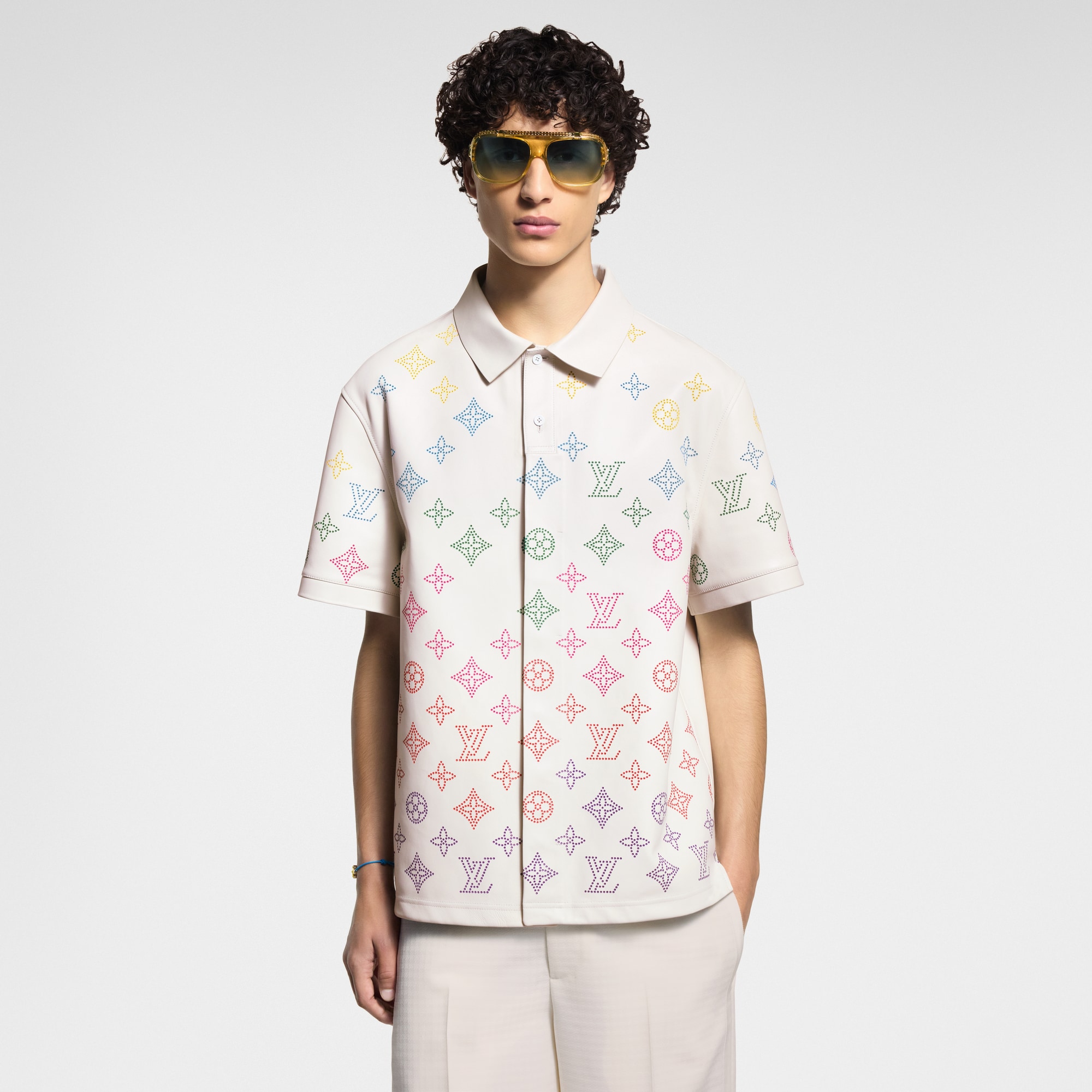 Polo de piel con flores Monogram perforadas  Hombre Prêt-à-Porter Camisas | LOUIS VUITTON (Zoom de producto)