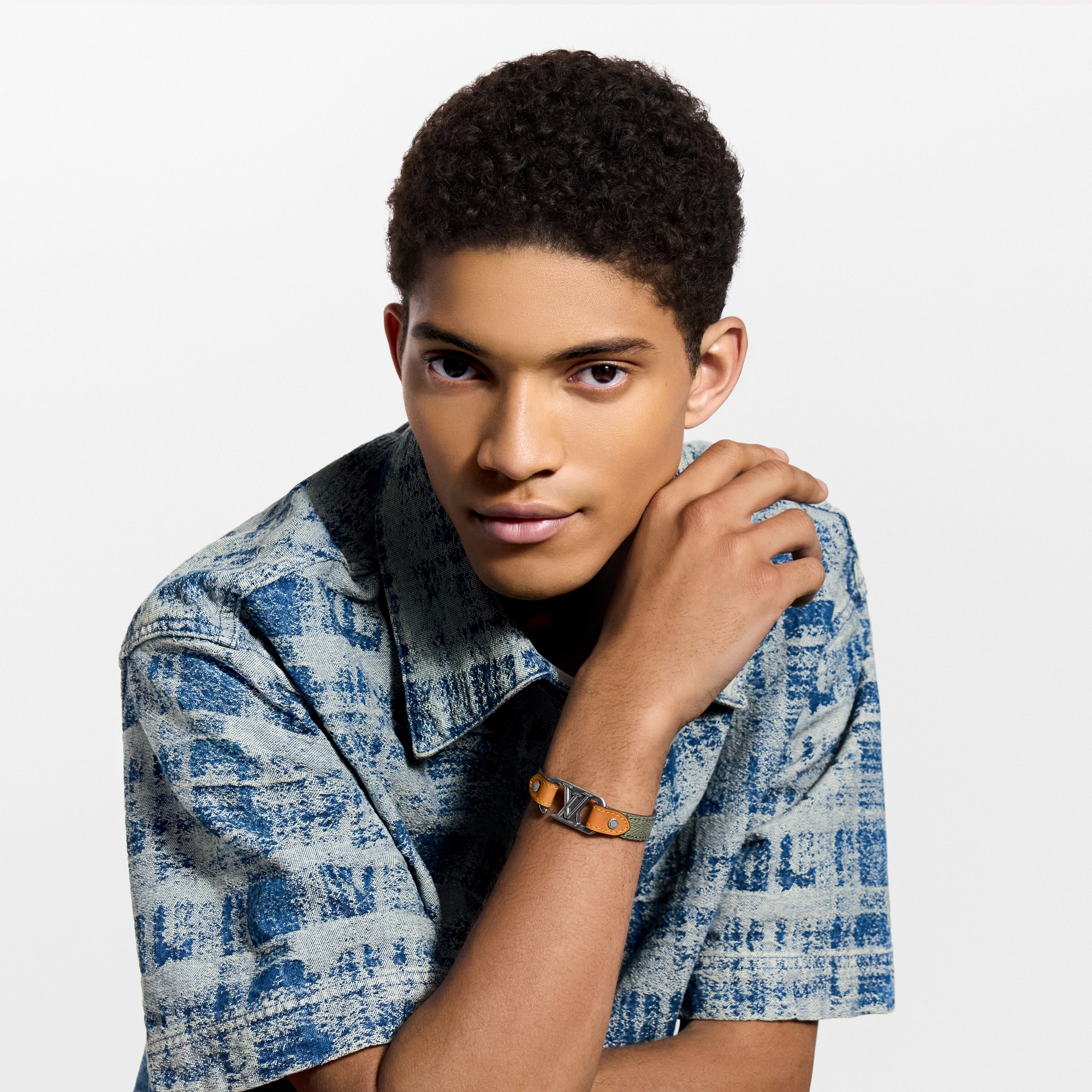 Pulsera LV Slim Dimension Monogram Surplus  Hombre Joyería Pulseras | LOUIS VUITTON (Zoom de producto)